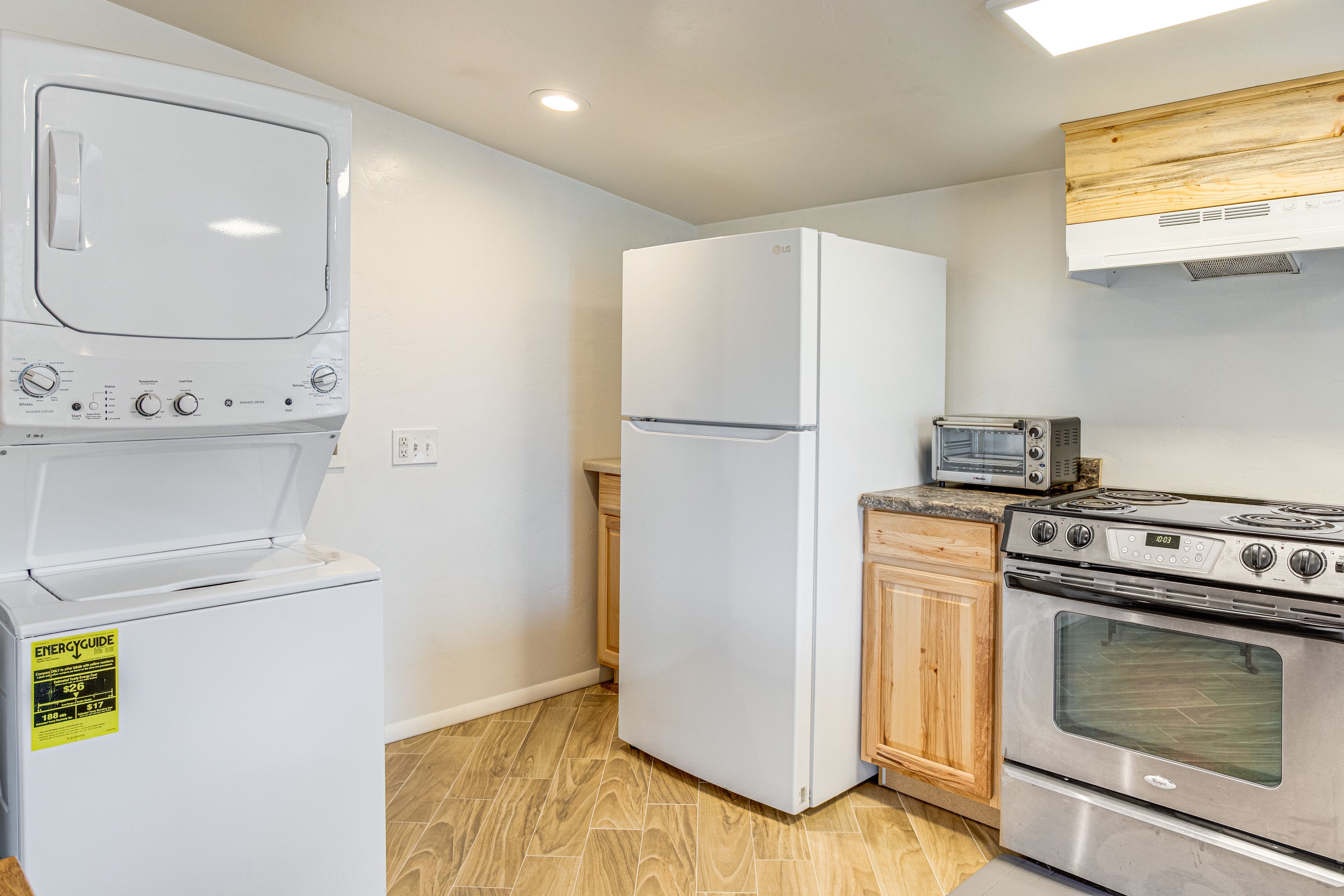 Laundry Area | Washer & Dryer