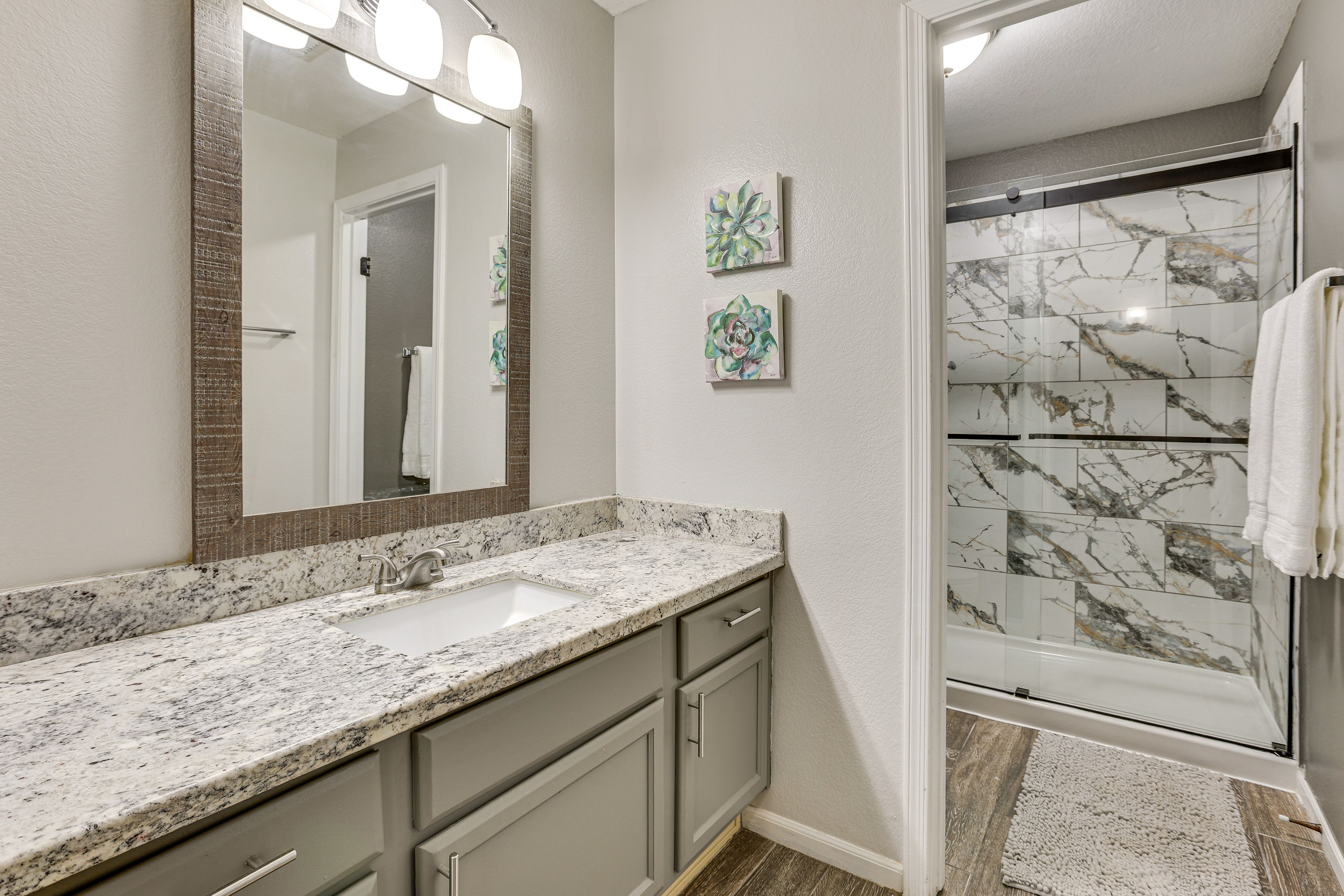 Full Bathroom
