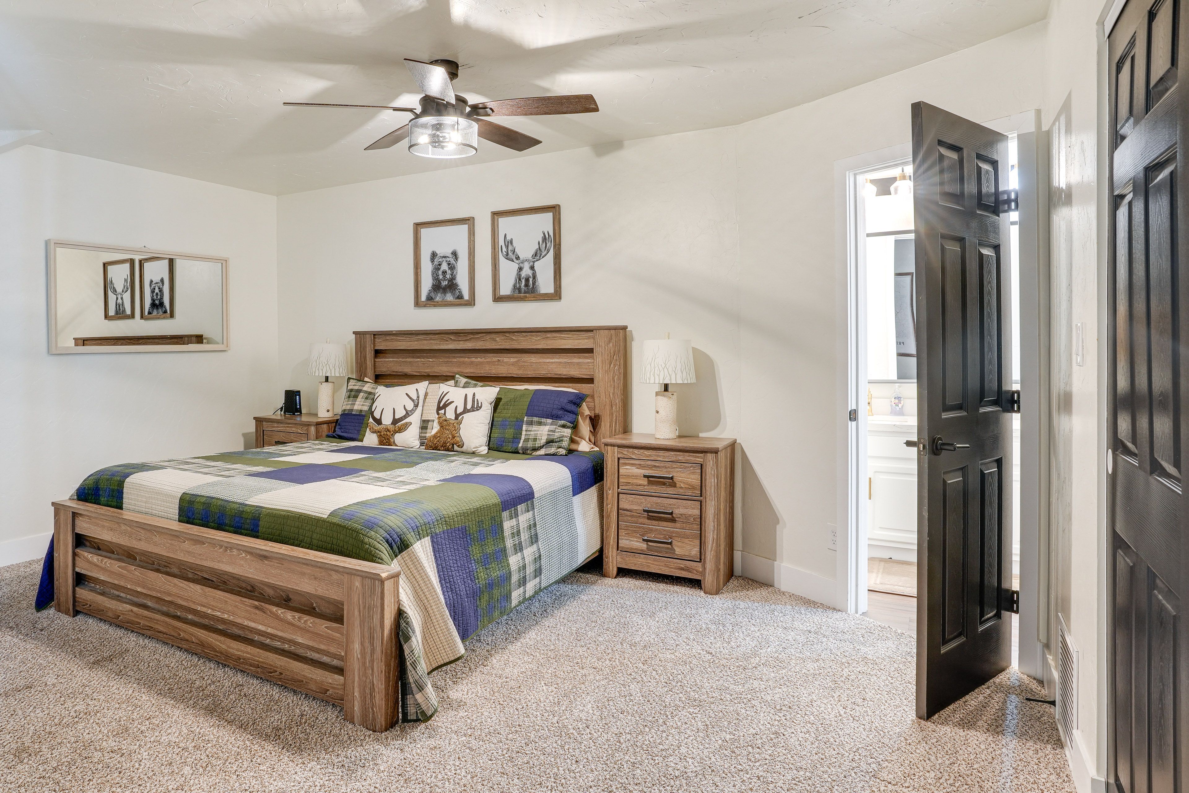Bedroom 1 | King Bed | Linens Provided | 1st Floor