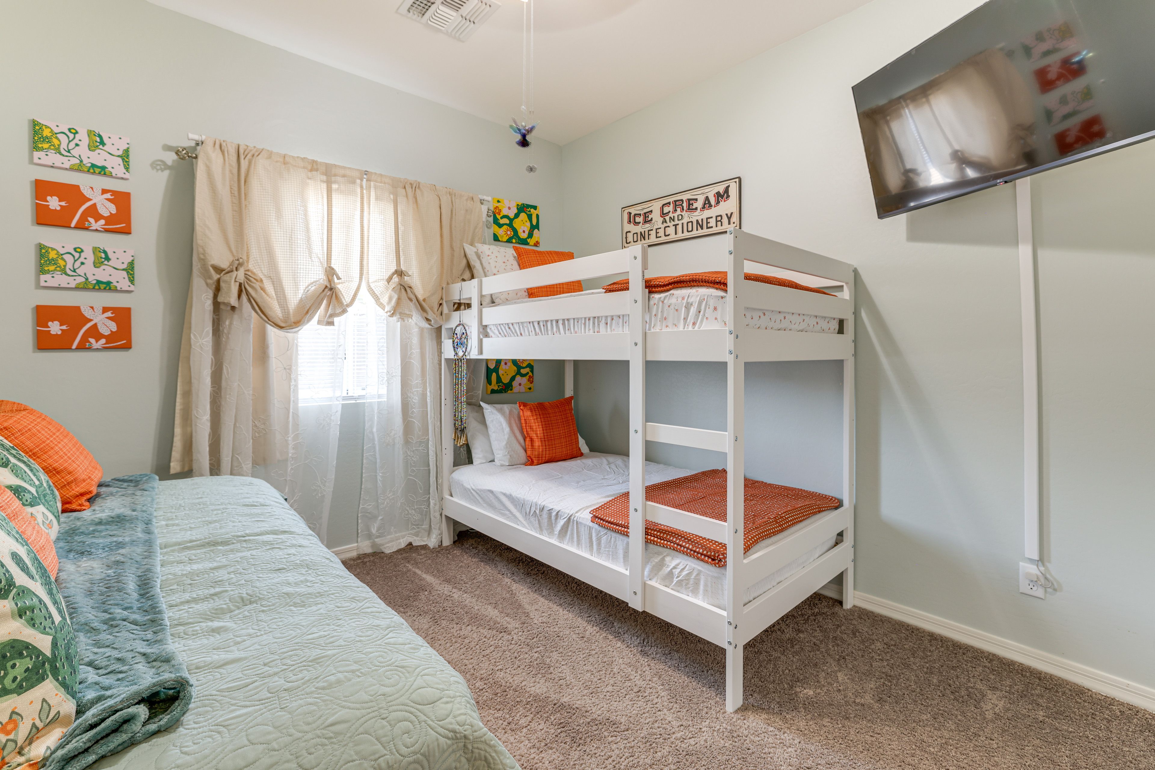 Bedroom 3 | Twin Bunk Bed | Twin Bed