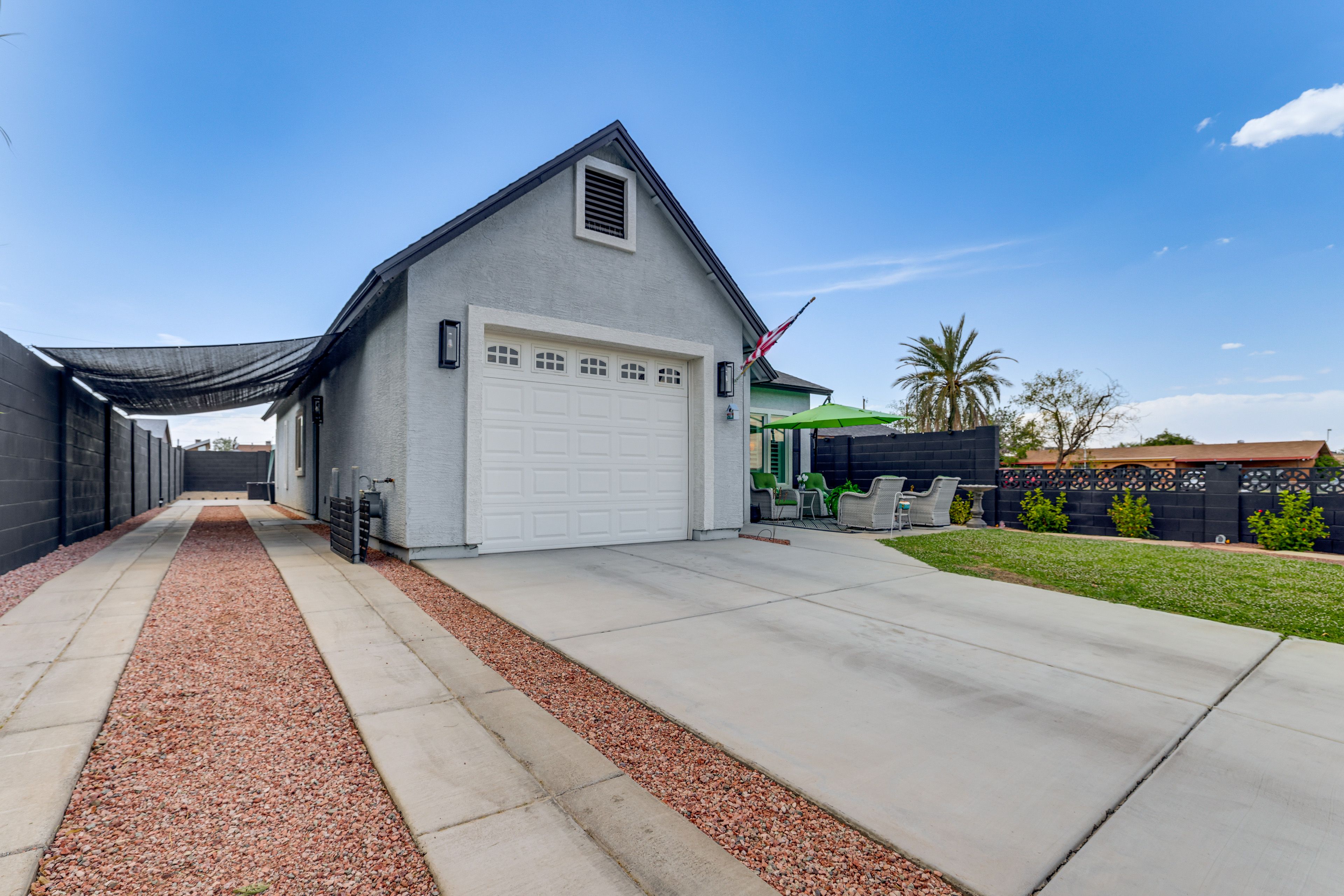 Parking | Carport (4 Vehicles)