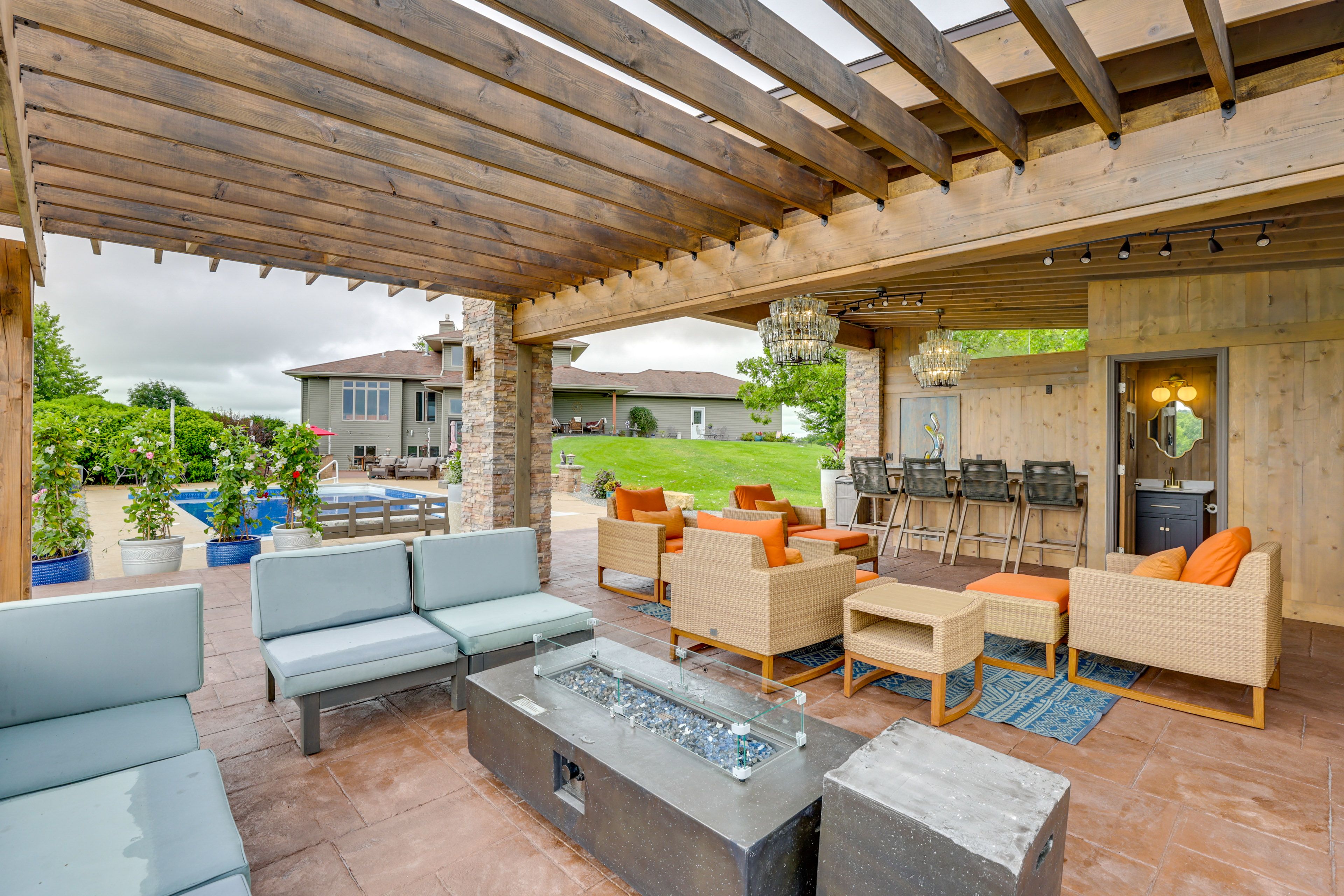 Mt Horeb Vacation Rental | 3BR | 1.5BA | 1,500 Sq Ft | Stairs Required