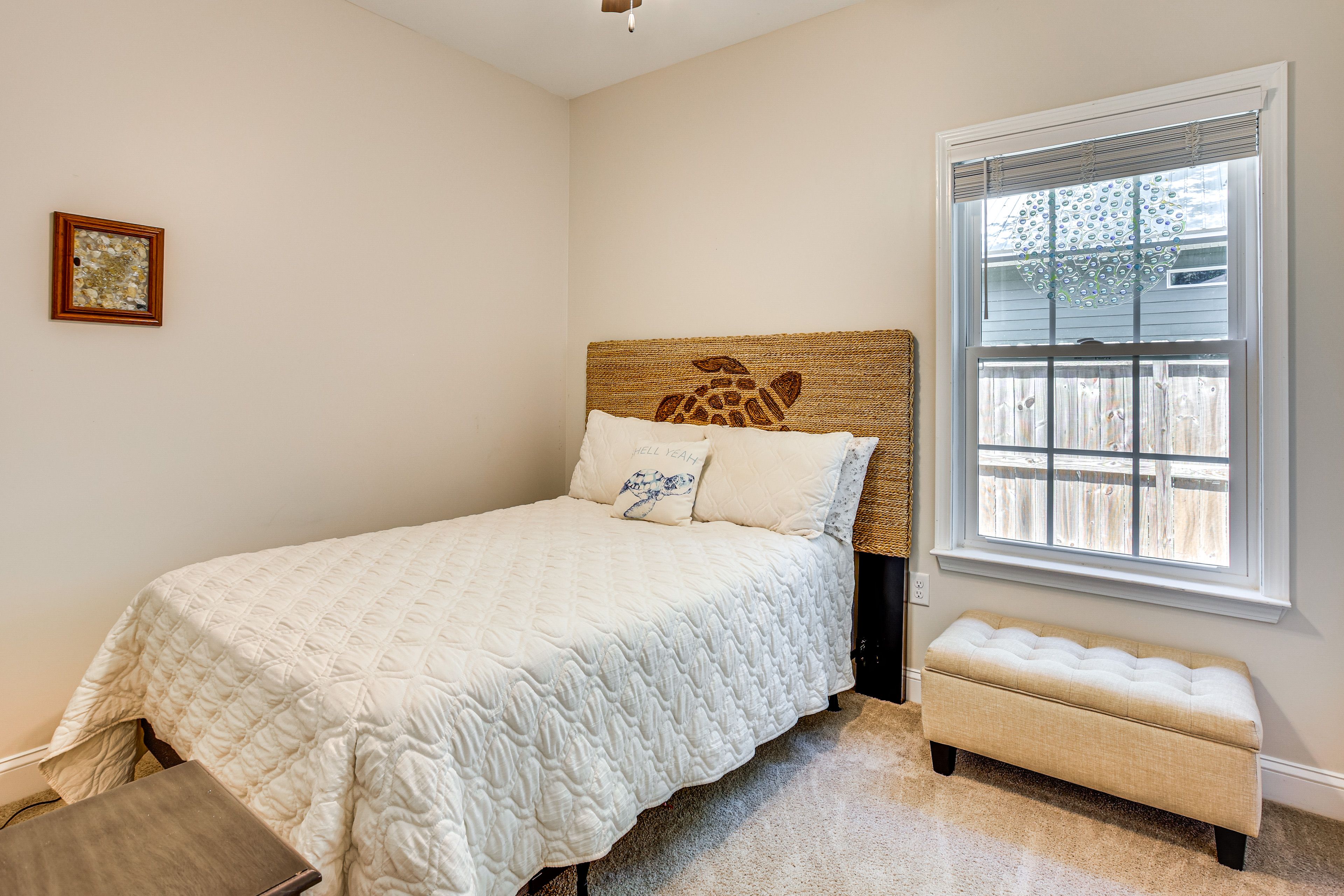 Bedroom 2 | Full Bed | Linens | Smart TV