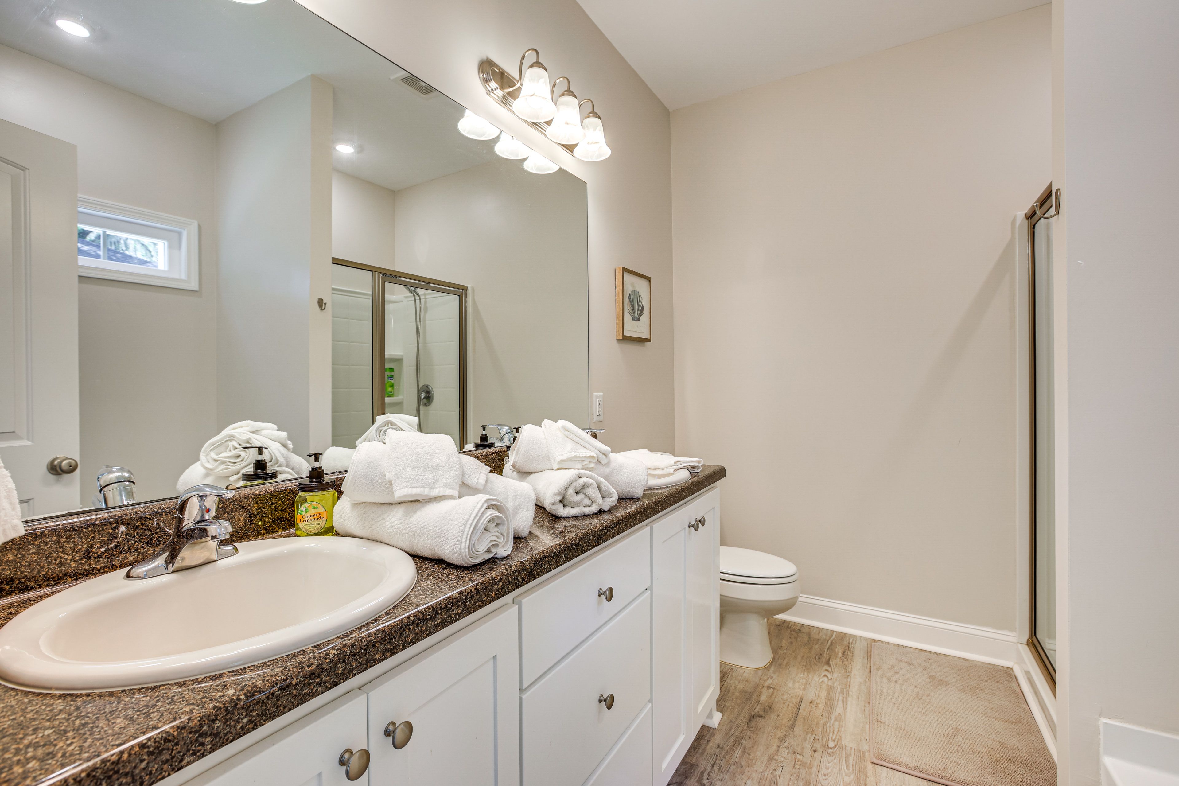 En-Suite Bathroom | Towels