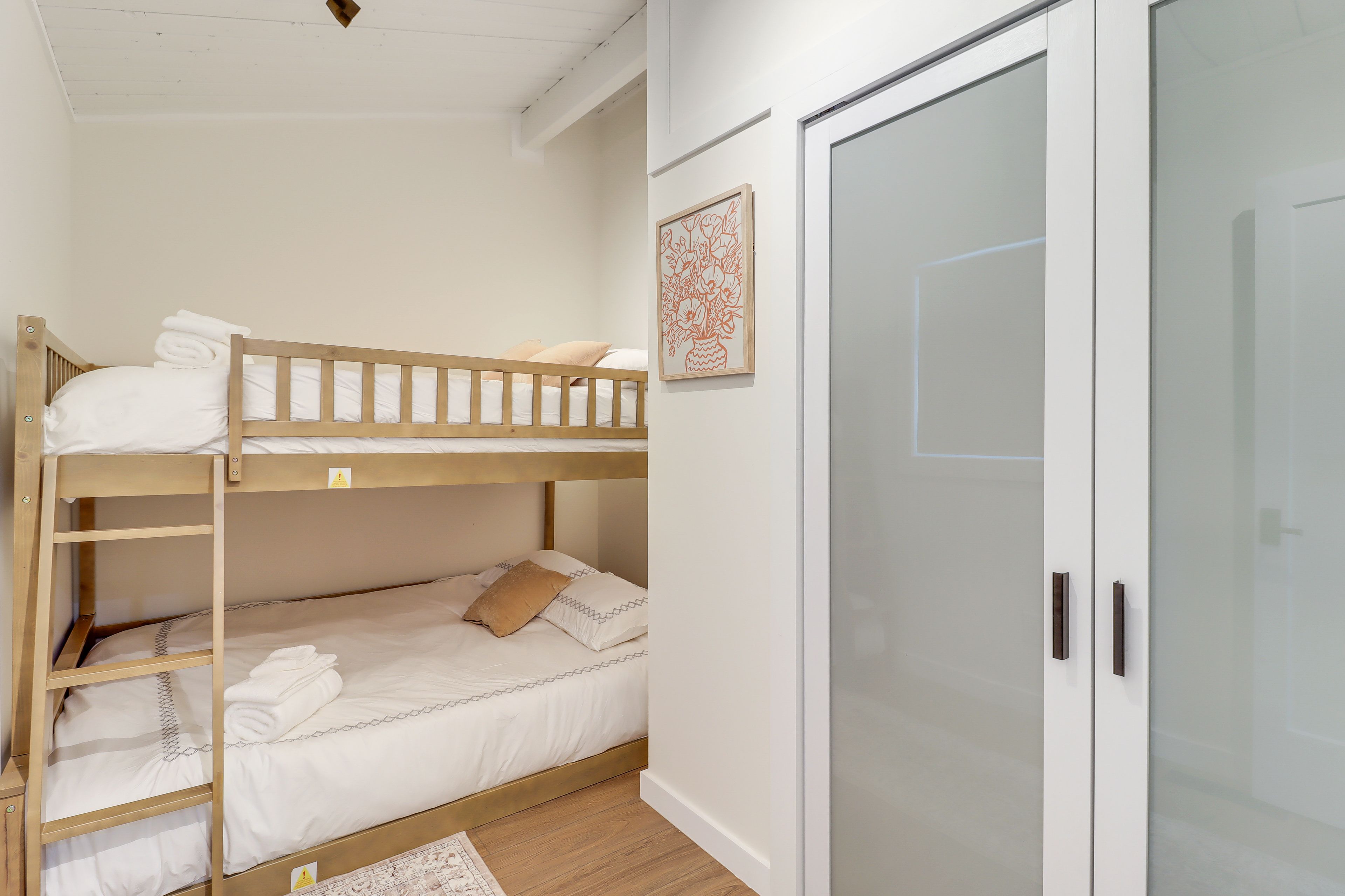 Bedroom 3 | Full/Queen Bunk Bed