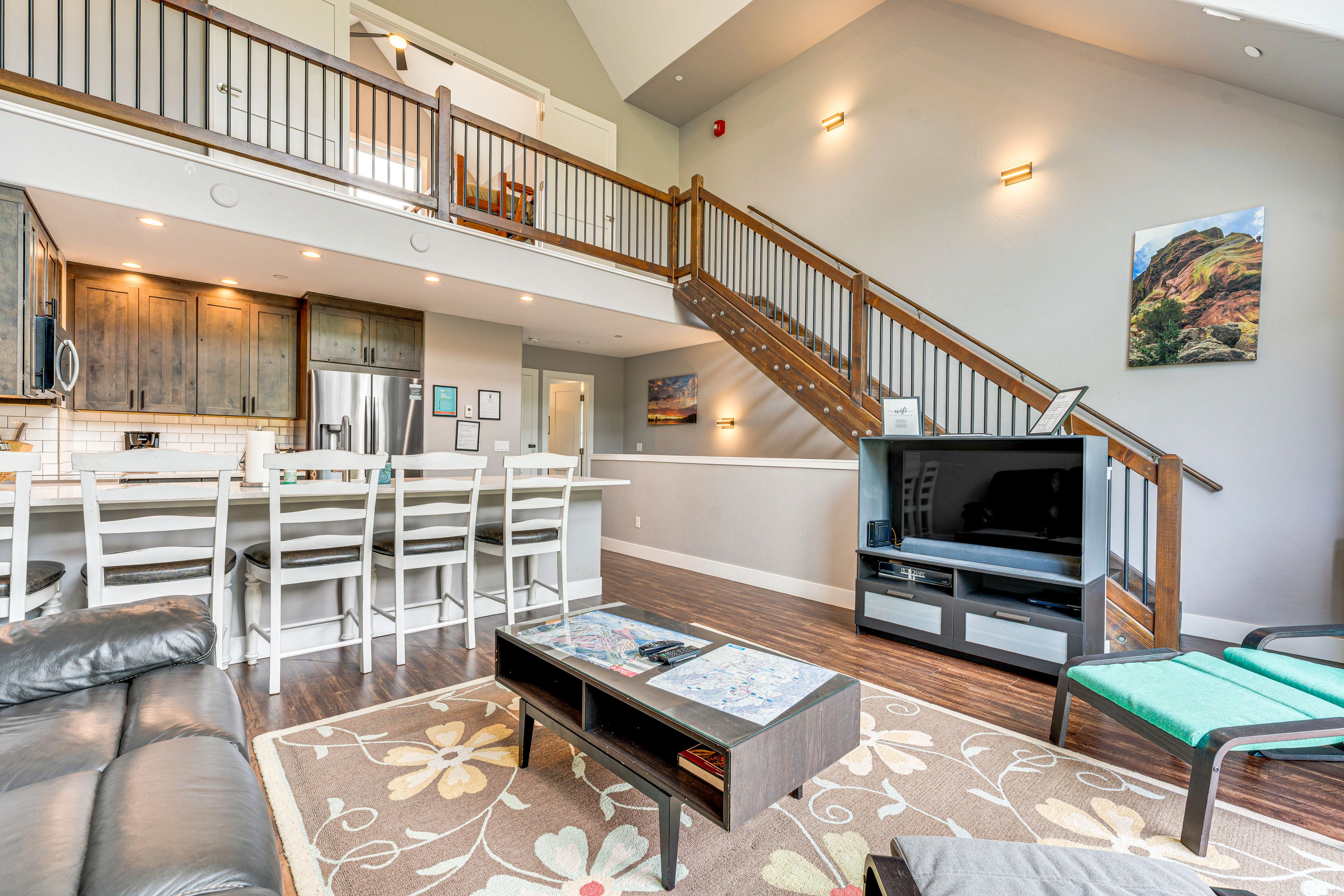 Living Space | 2nd Floor | Free WiFi