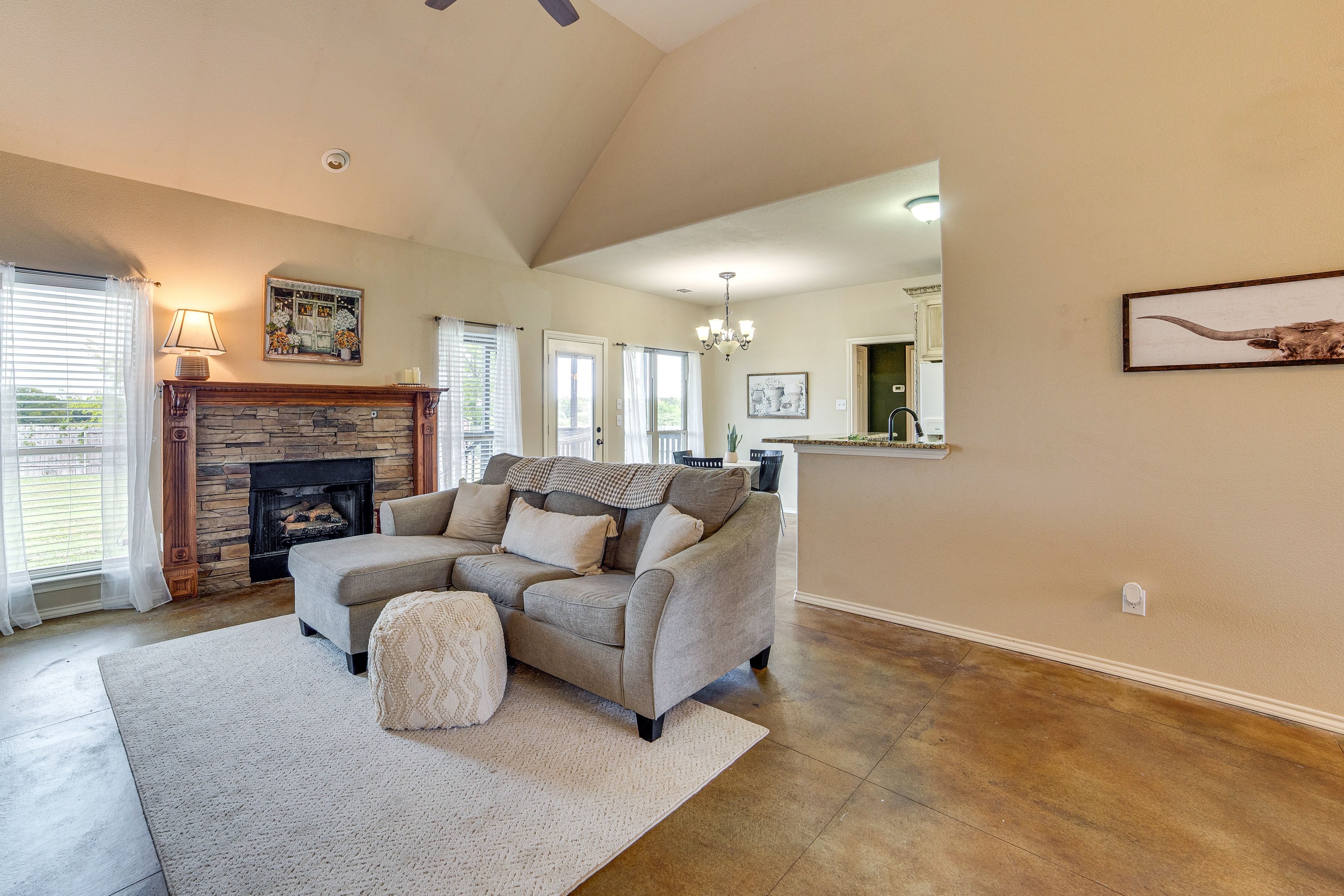 Living Room | Queen Sleeper Sofa