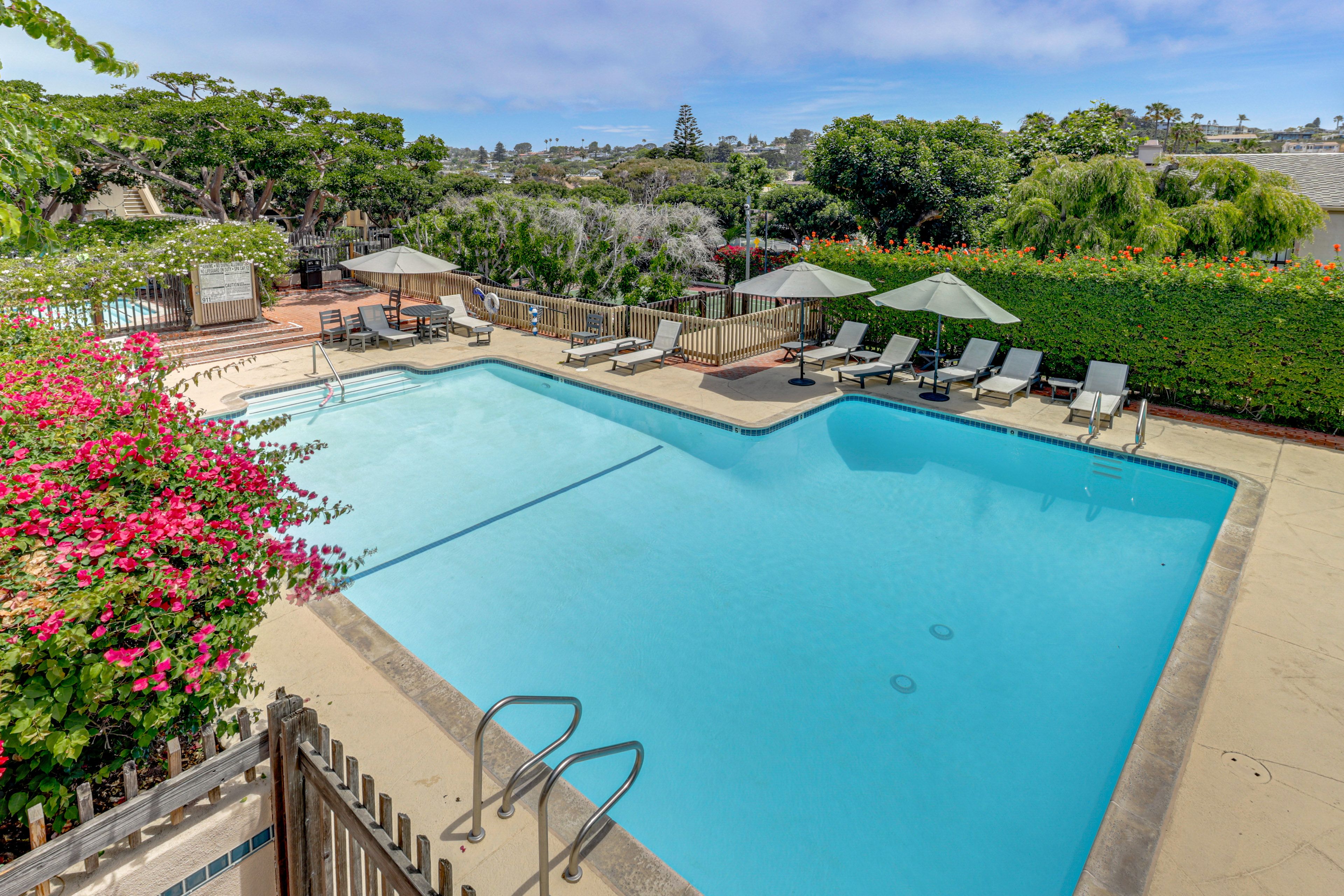 Pool & Hot Tub | Walking Distance to Restaurants & Cafes