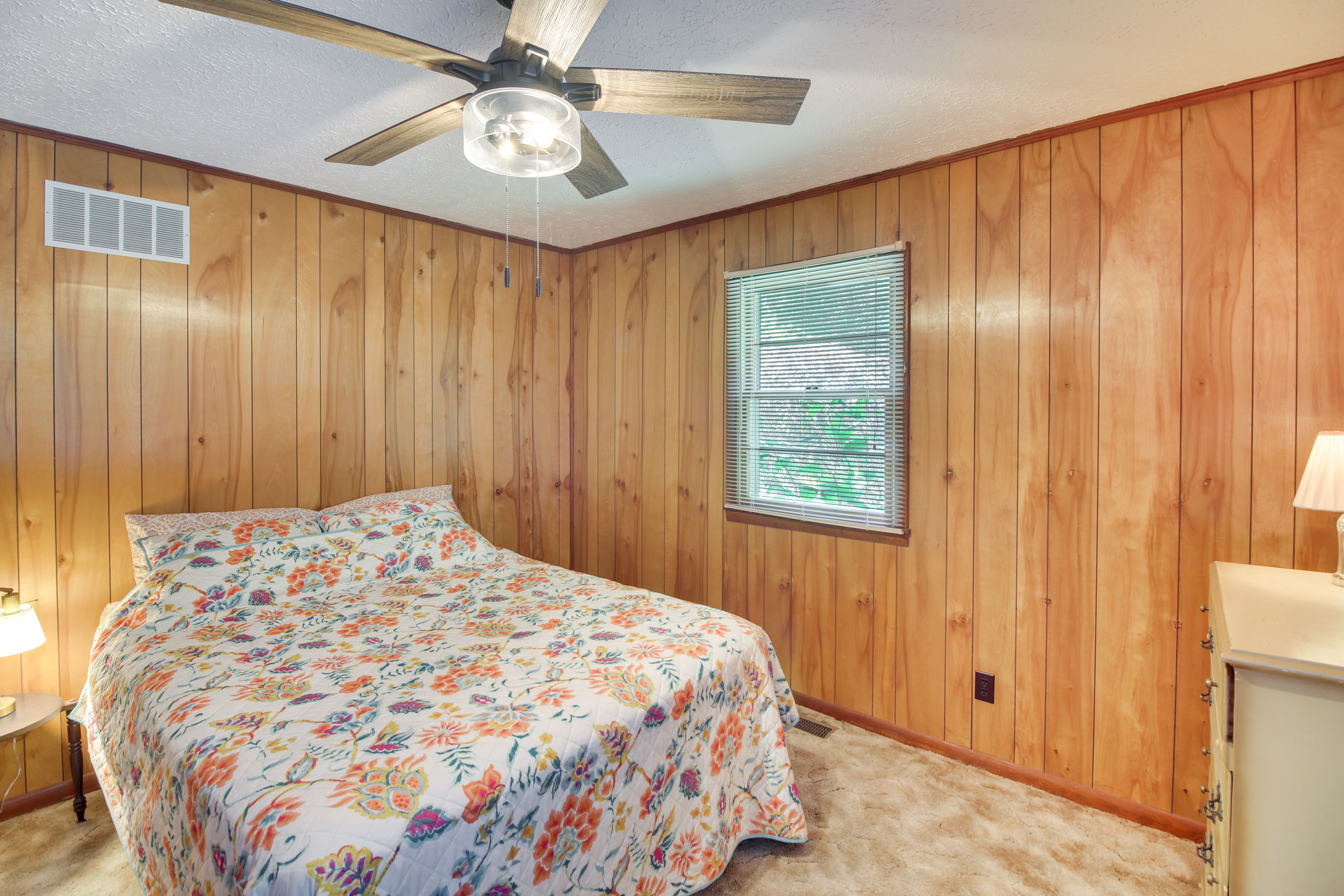 Bedroom 3 | Main Level | Queen Bed