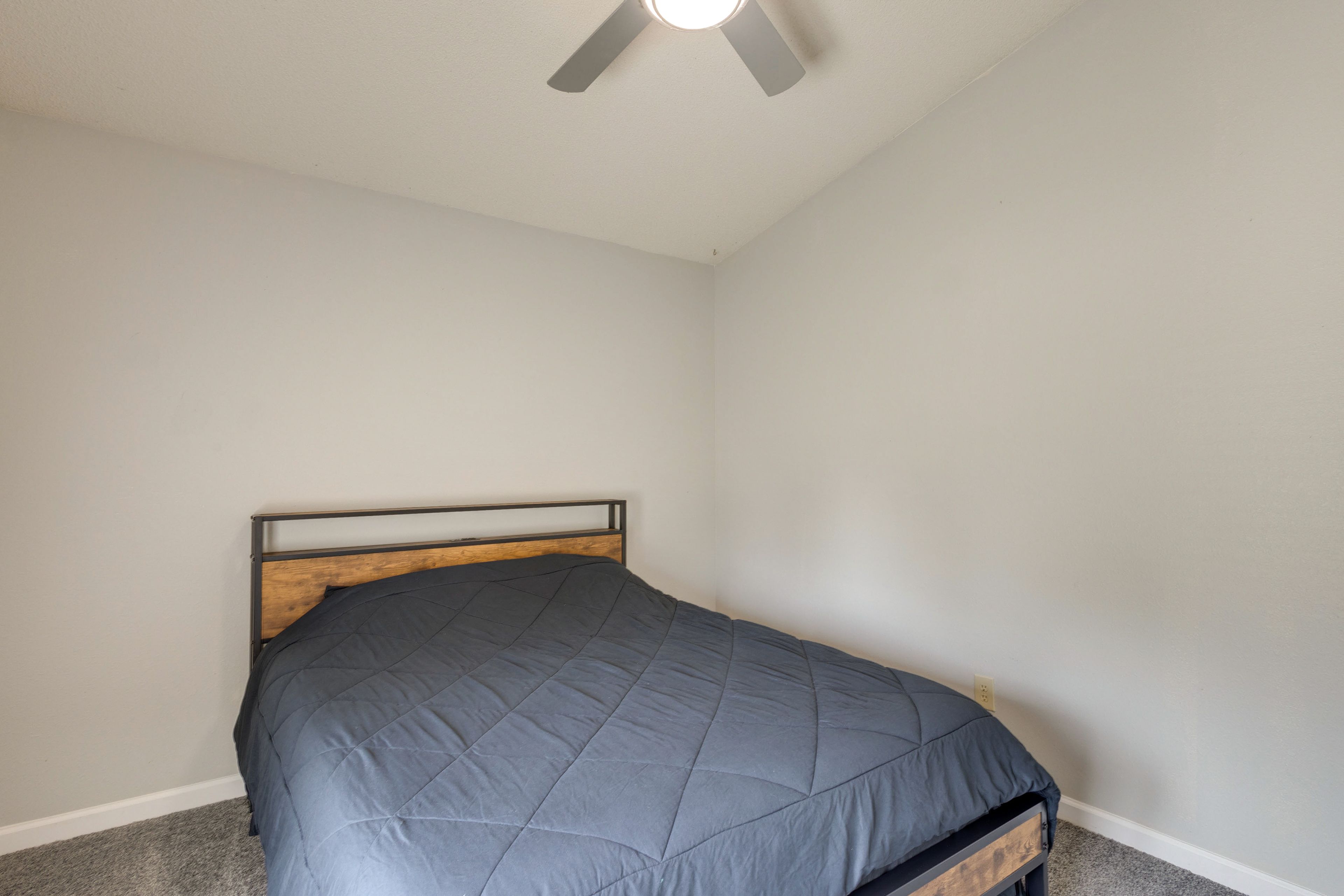 Bedroom 2 | Queen Bed | Main Level