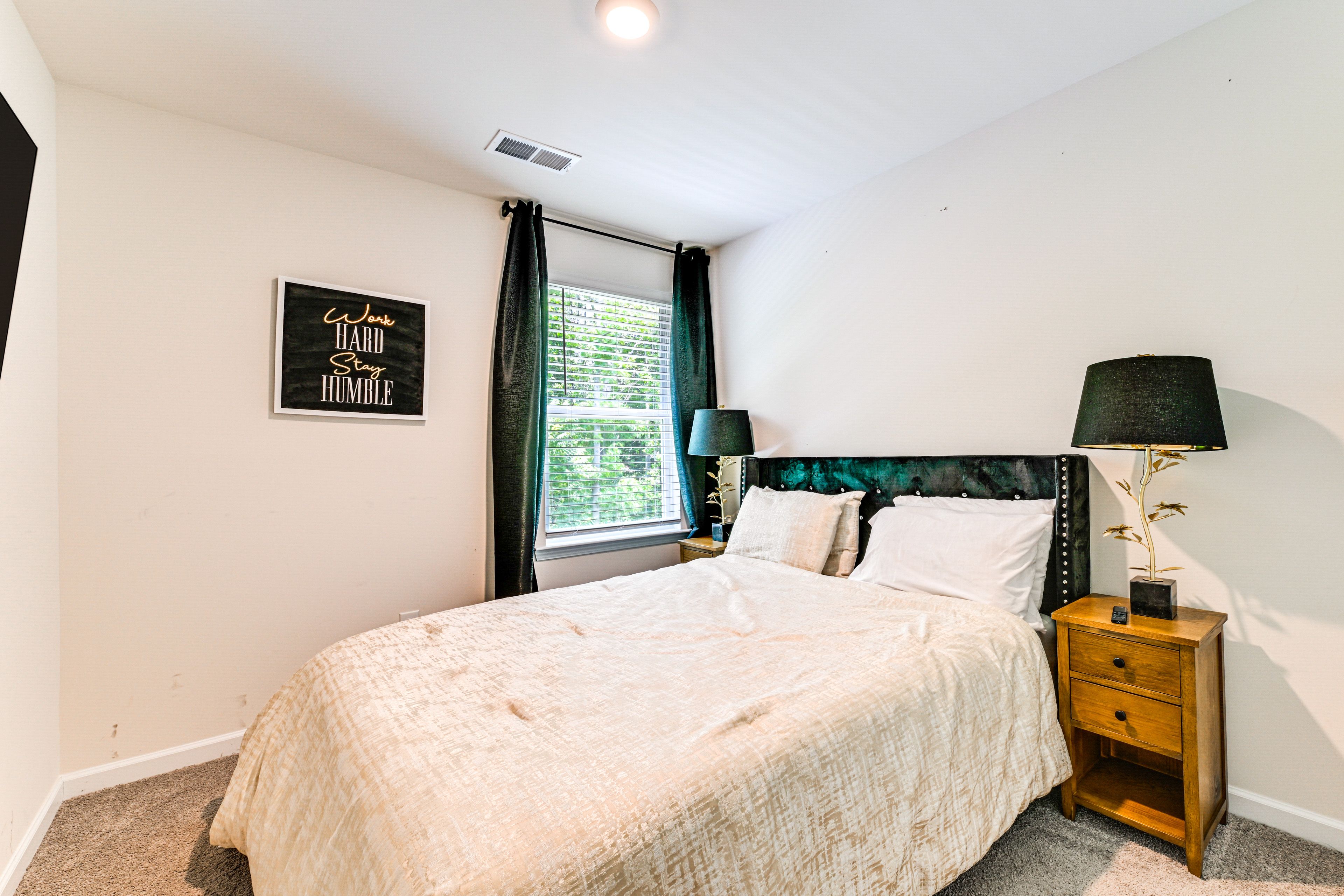 Bedroom 3 | 2nd Floor | Queen Bed