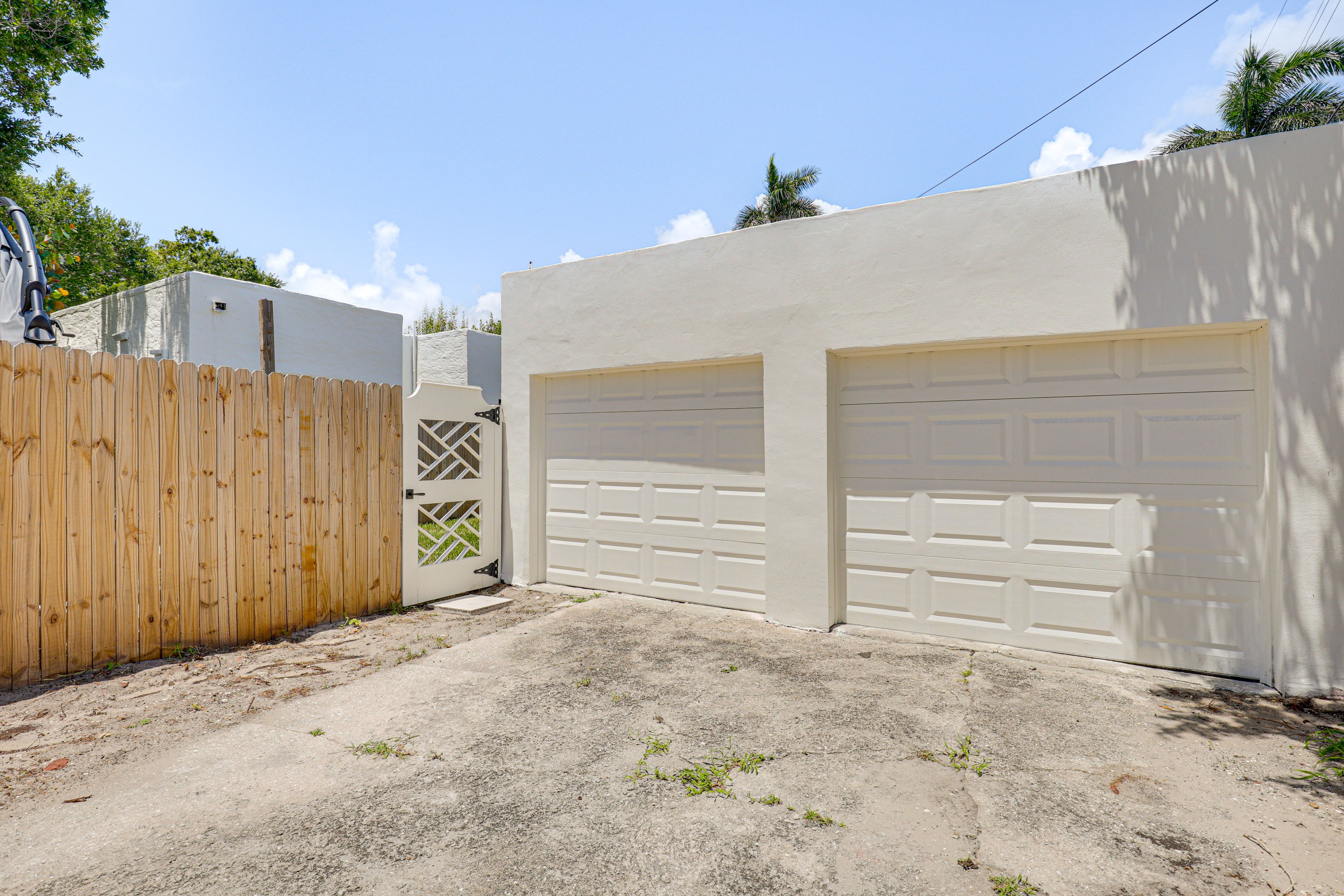 Driveway (1 Vehicle) | Street Parking (1 Vehicle; First-Come, First-Served)