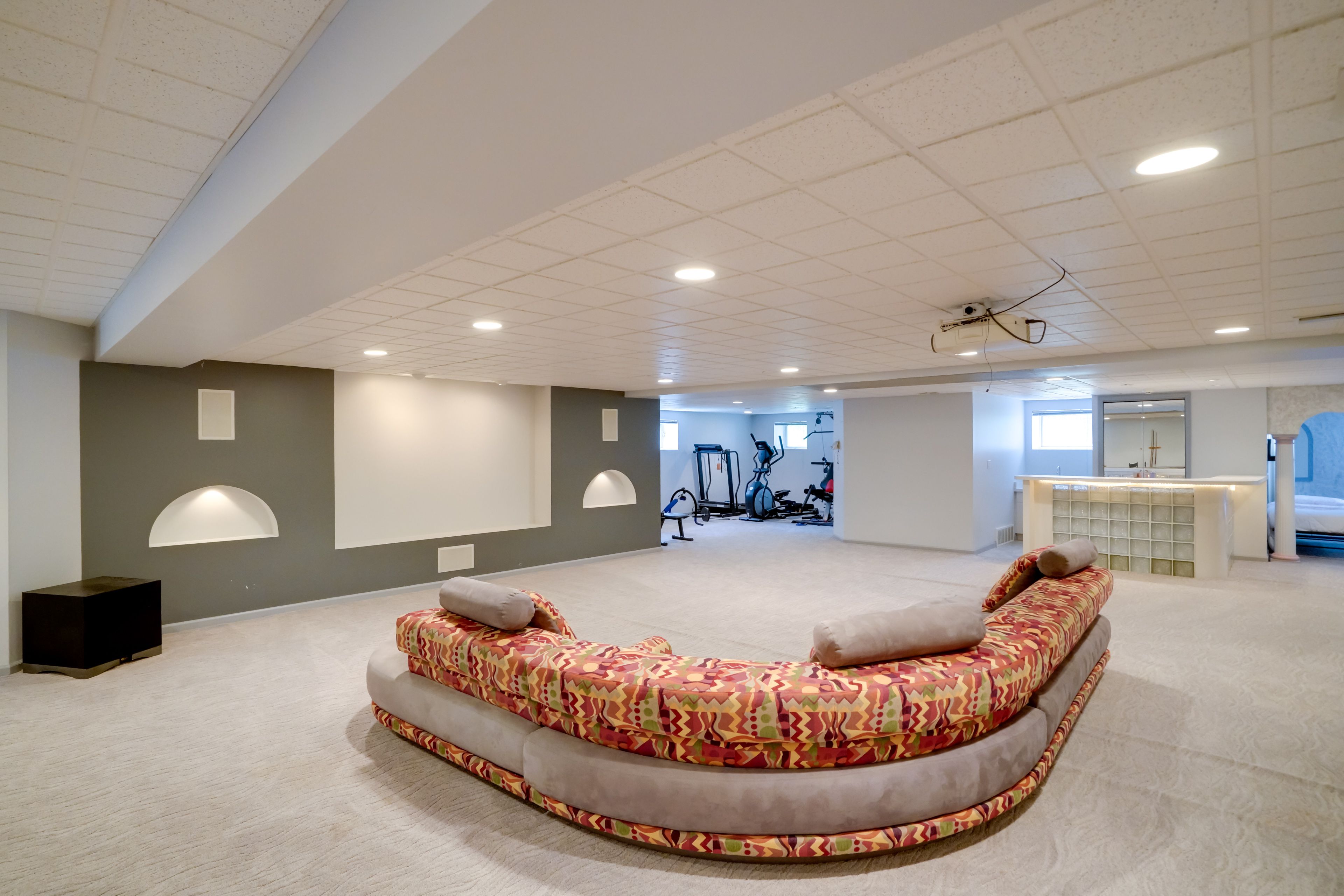 Recreation Room | Projector | Reversible Pool/Ping-Pong Table | Bar | Home Gym