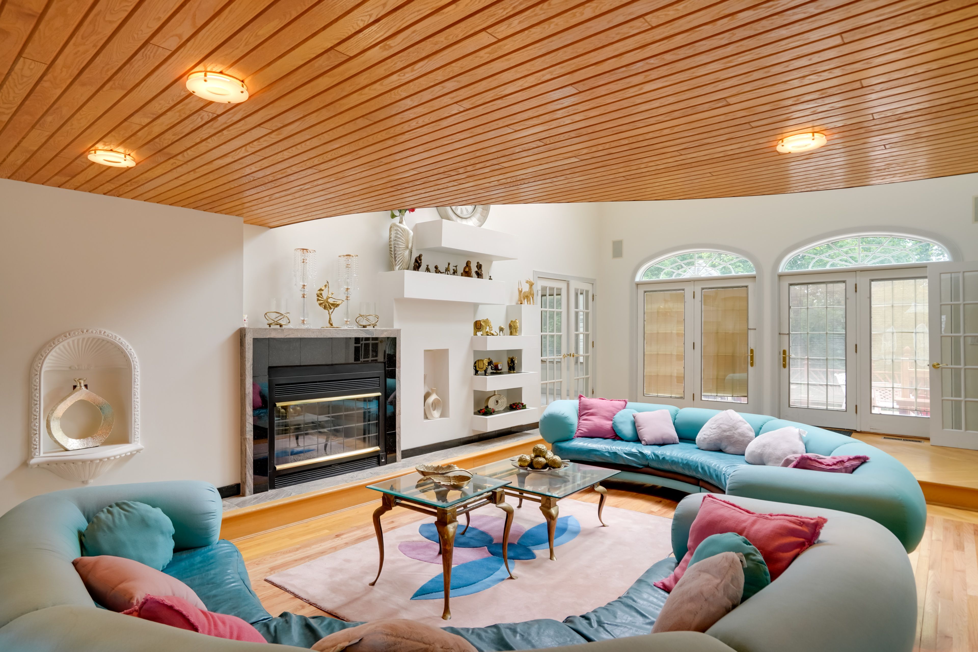 Family Room | 2nd Floor