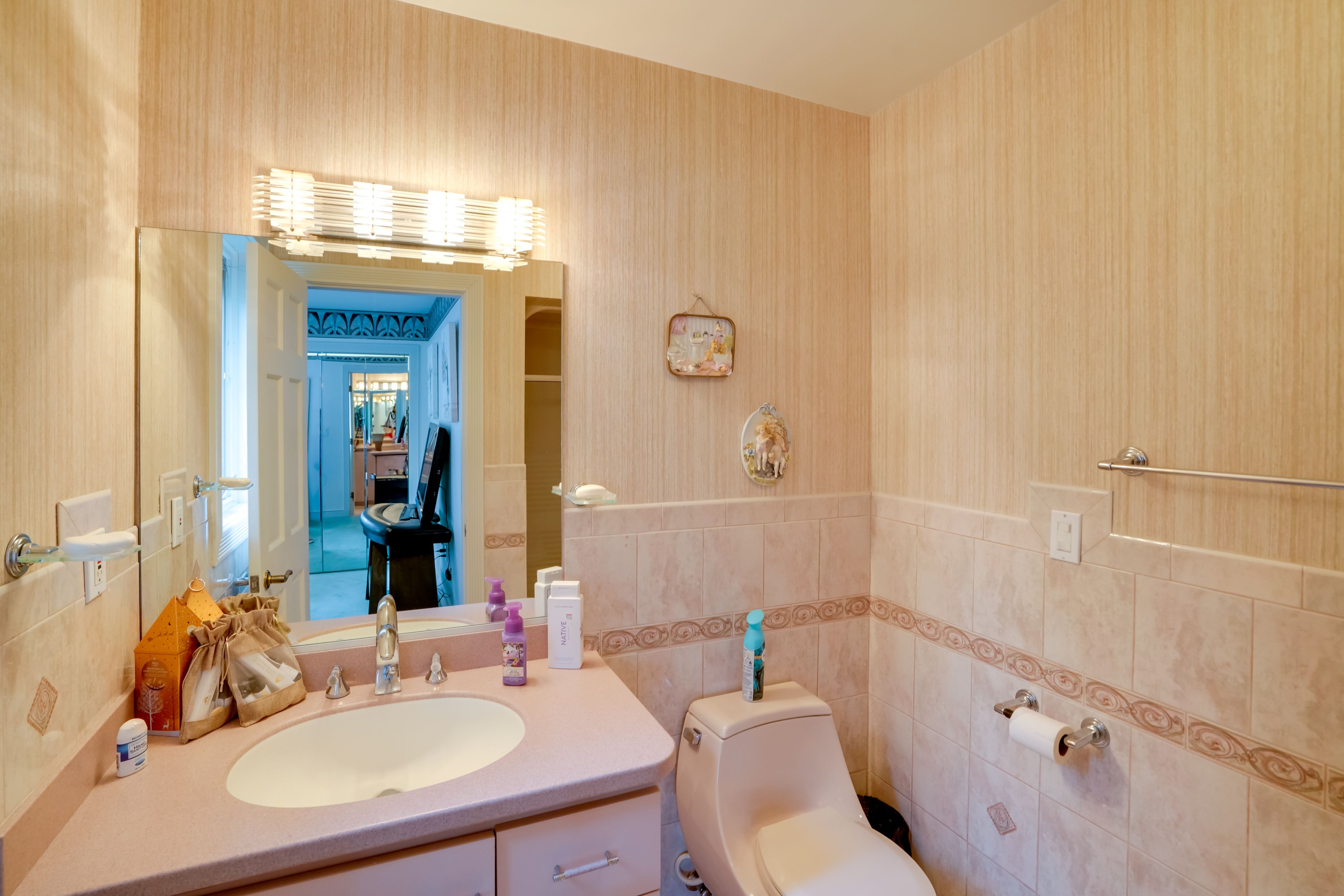 En-Suite Bathroom | Shower | 3rd Floor