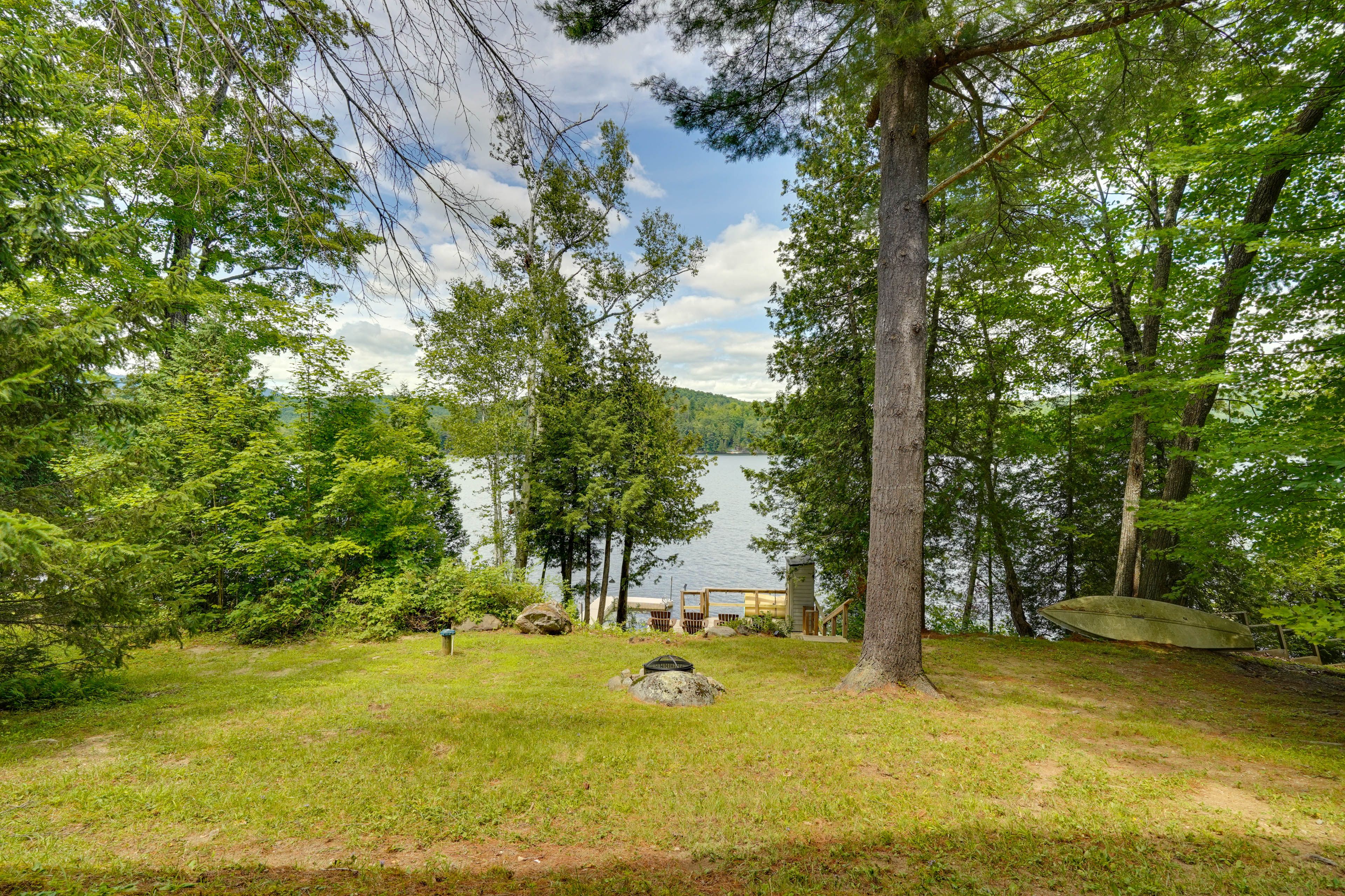 House Exterior | Private Yard | Fire Pit