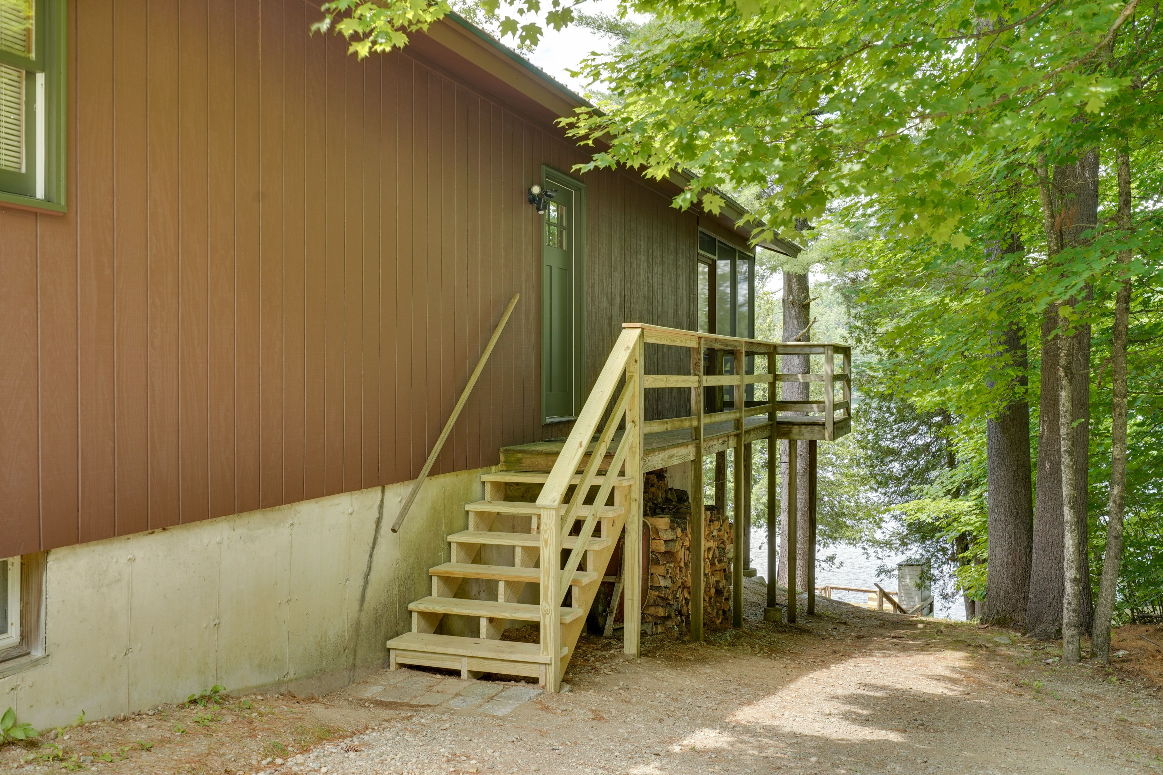 House Exterior | Keyless Entry