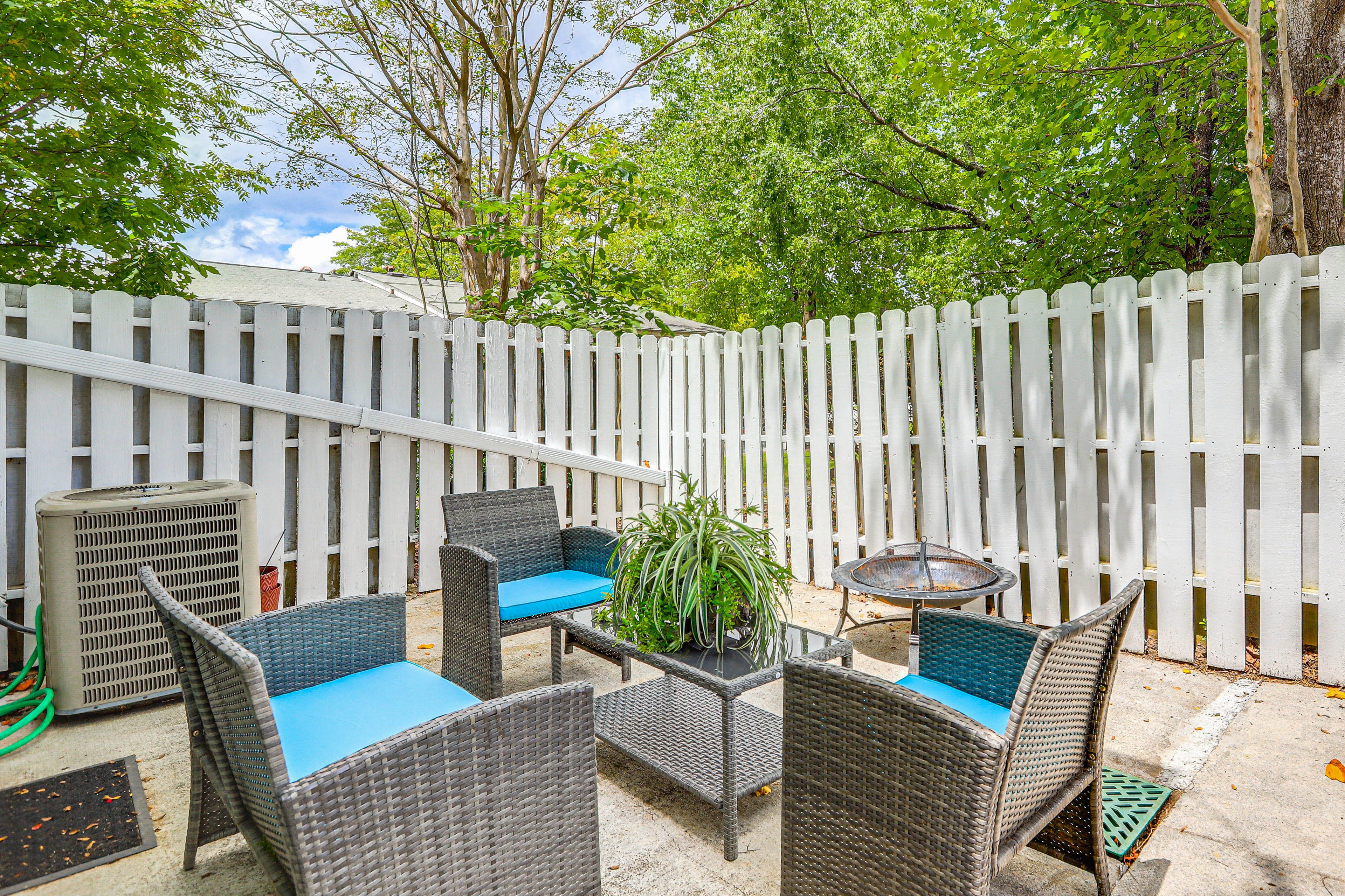 Fenced-In Patio | Seating | Fire Pit