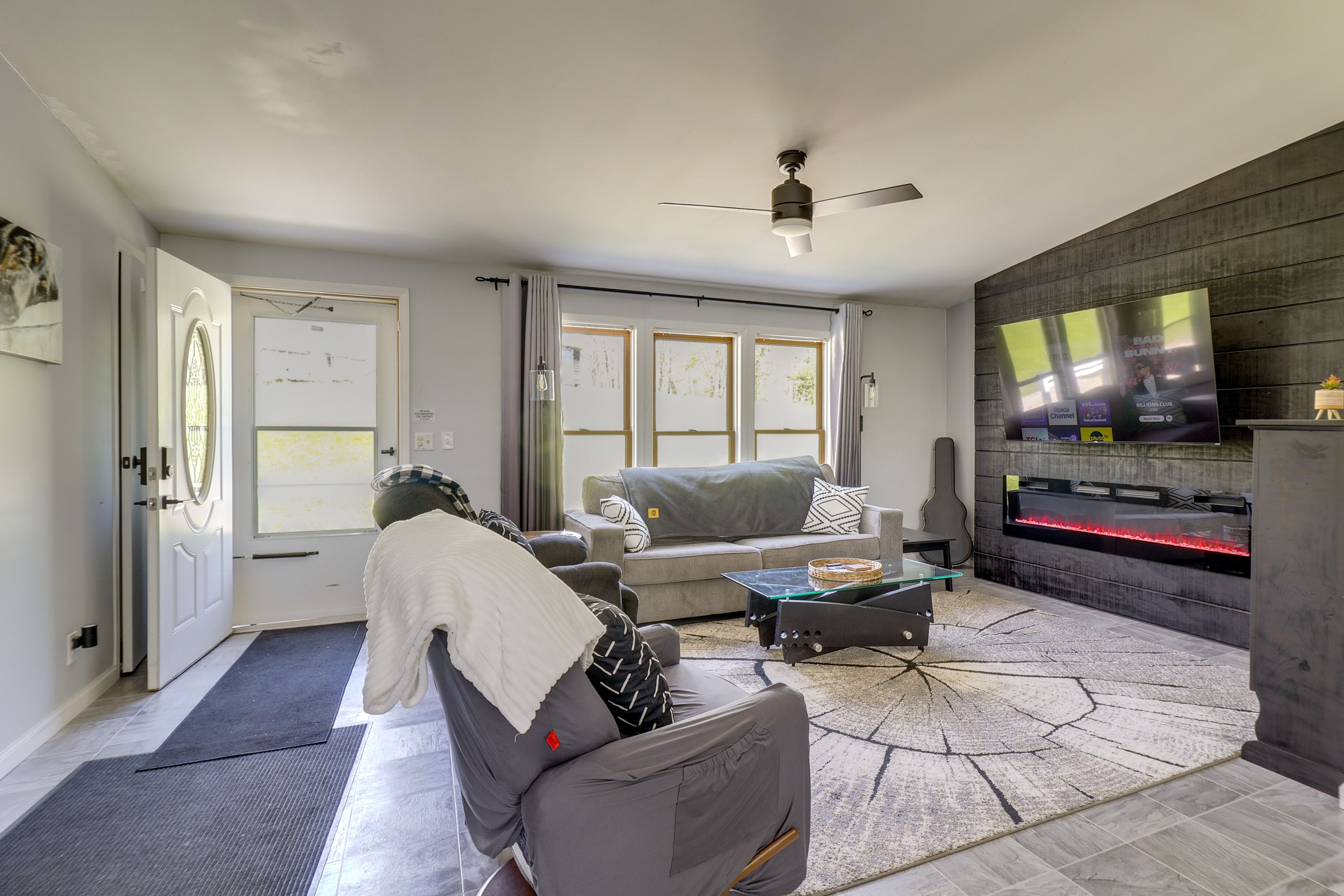 Living Area | Smart TV | Electric Fireplace