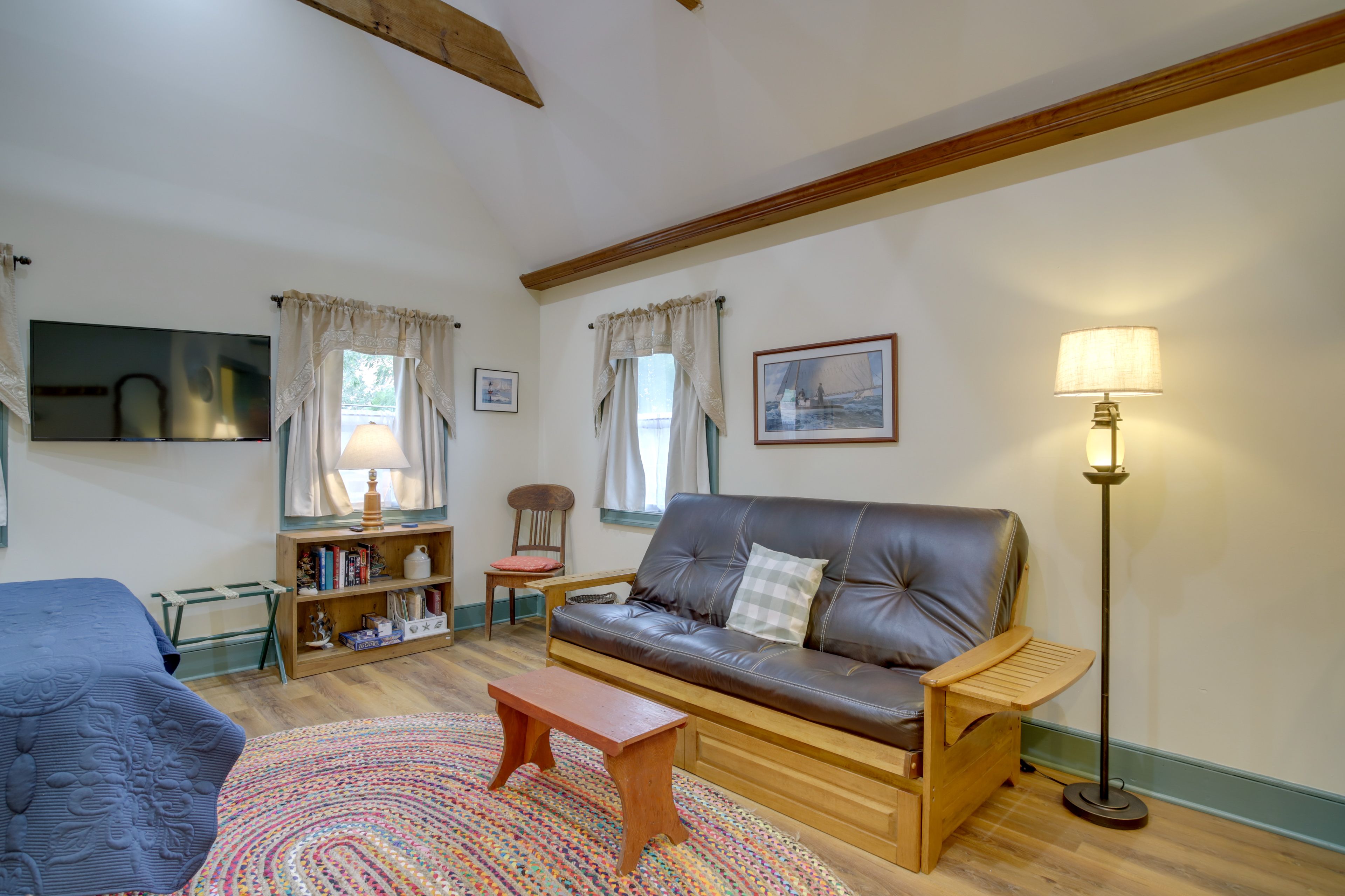 Living Area | Queen Futon | Books | Board Games