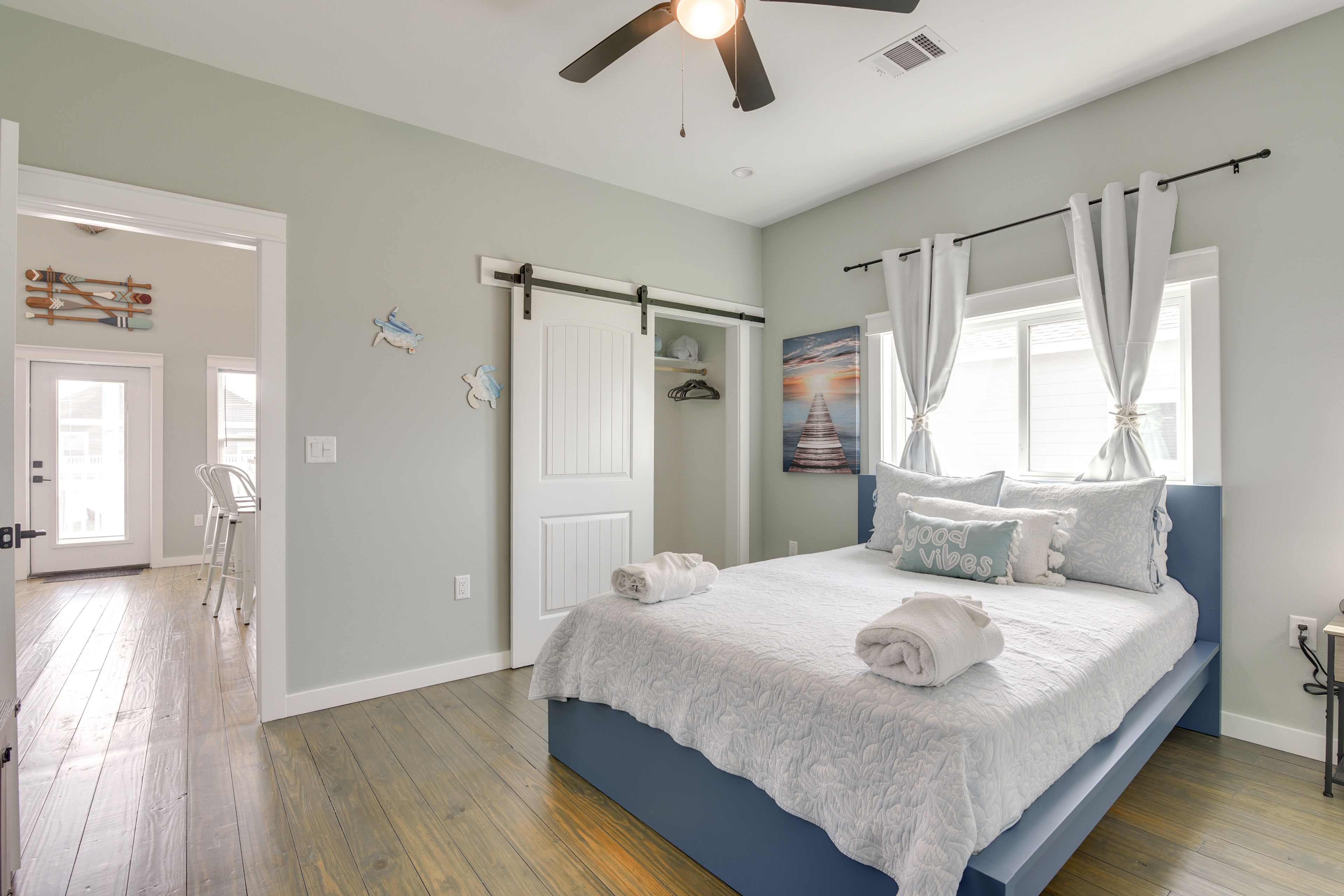 Bedroom 2 | Queen Bed | Smart TV | Main Level