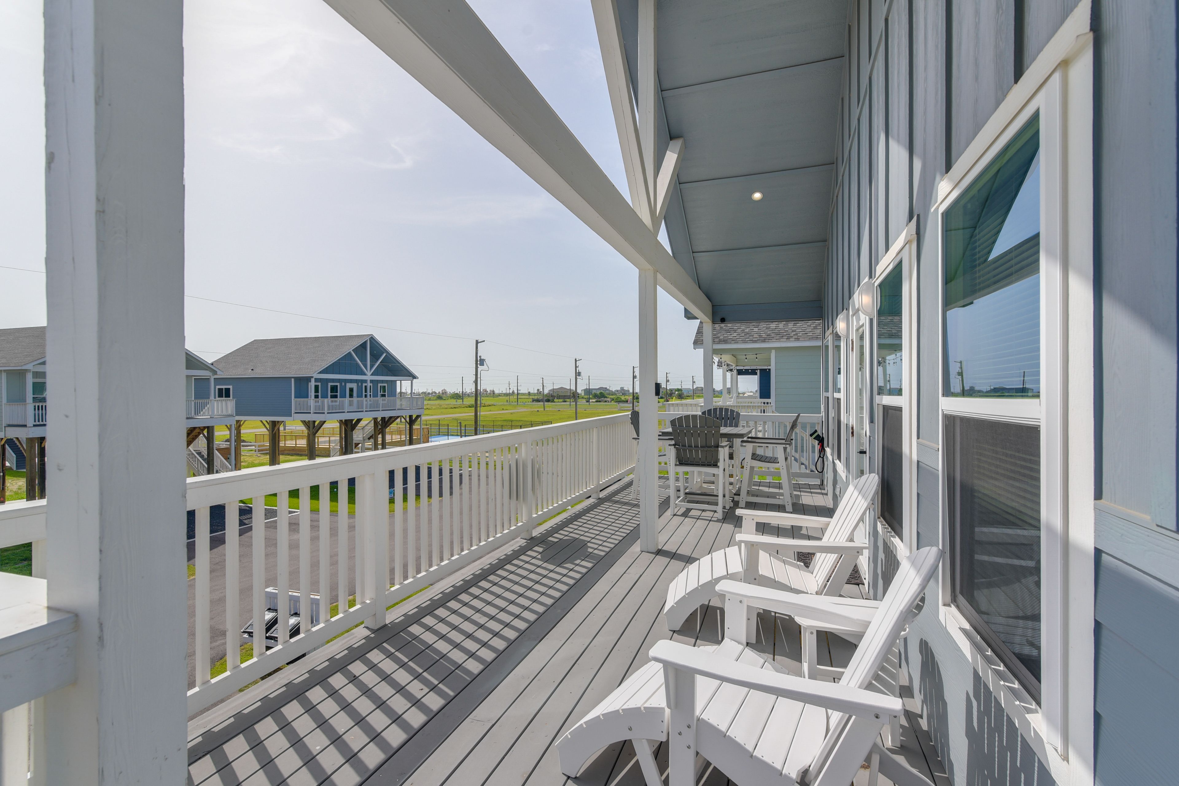 Deck | Dining Area | Lounge Seating