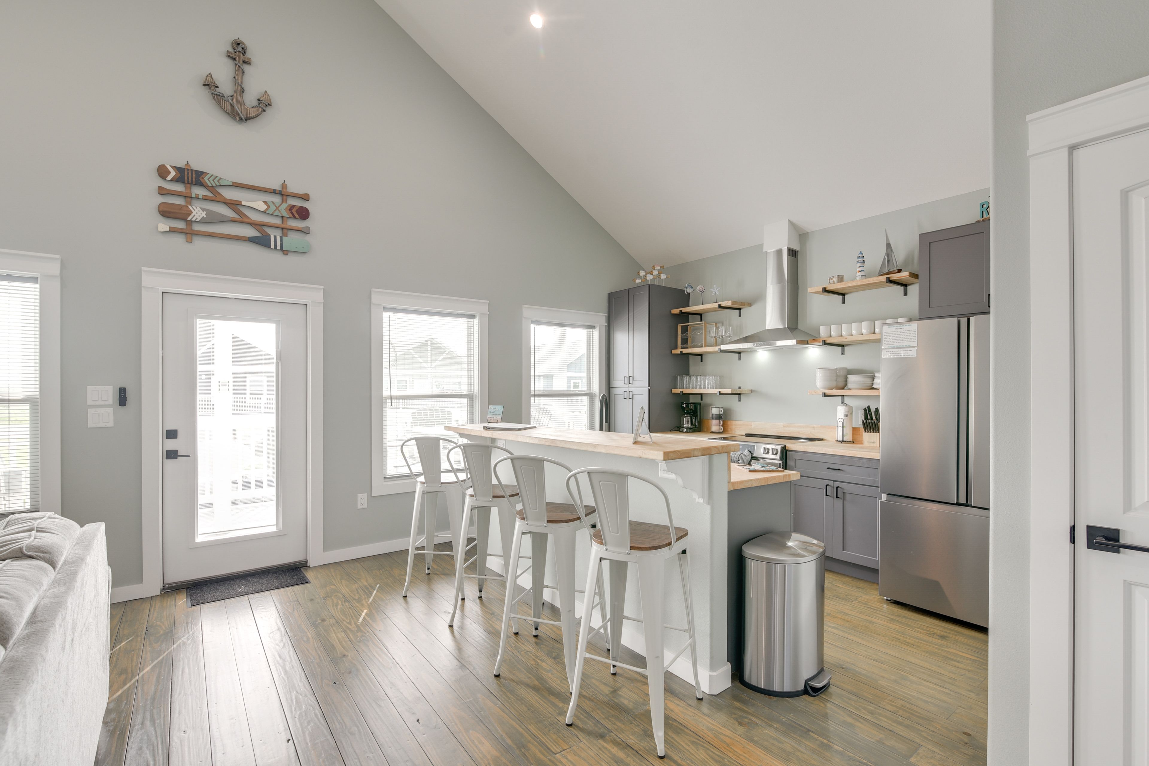 Kitchen | Dishwasher | Main Level