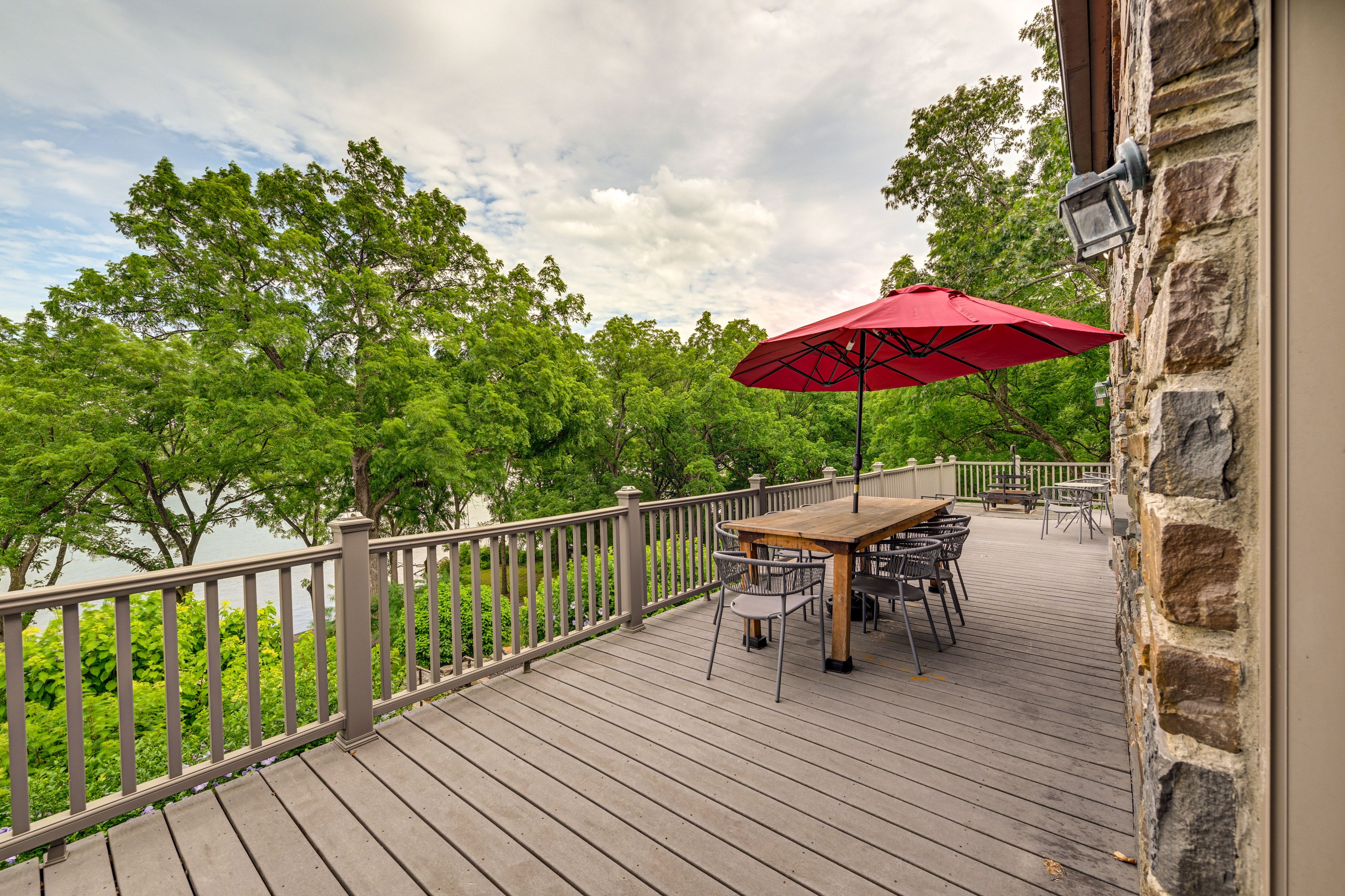 Athens Vacation Rental | 4BR | 2.5BA | 2,800 Sq Ft | Stairs Required