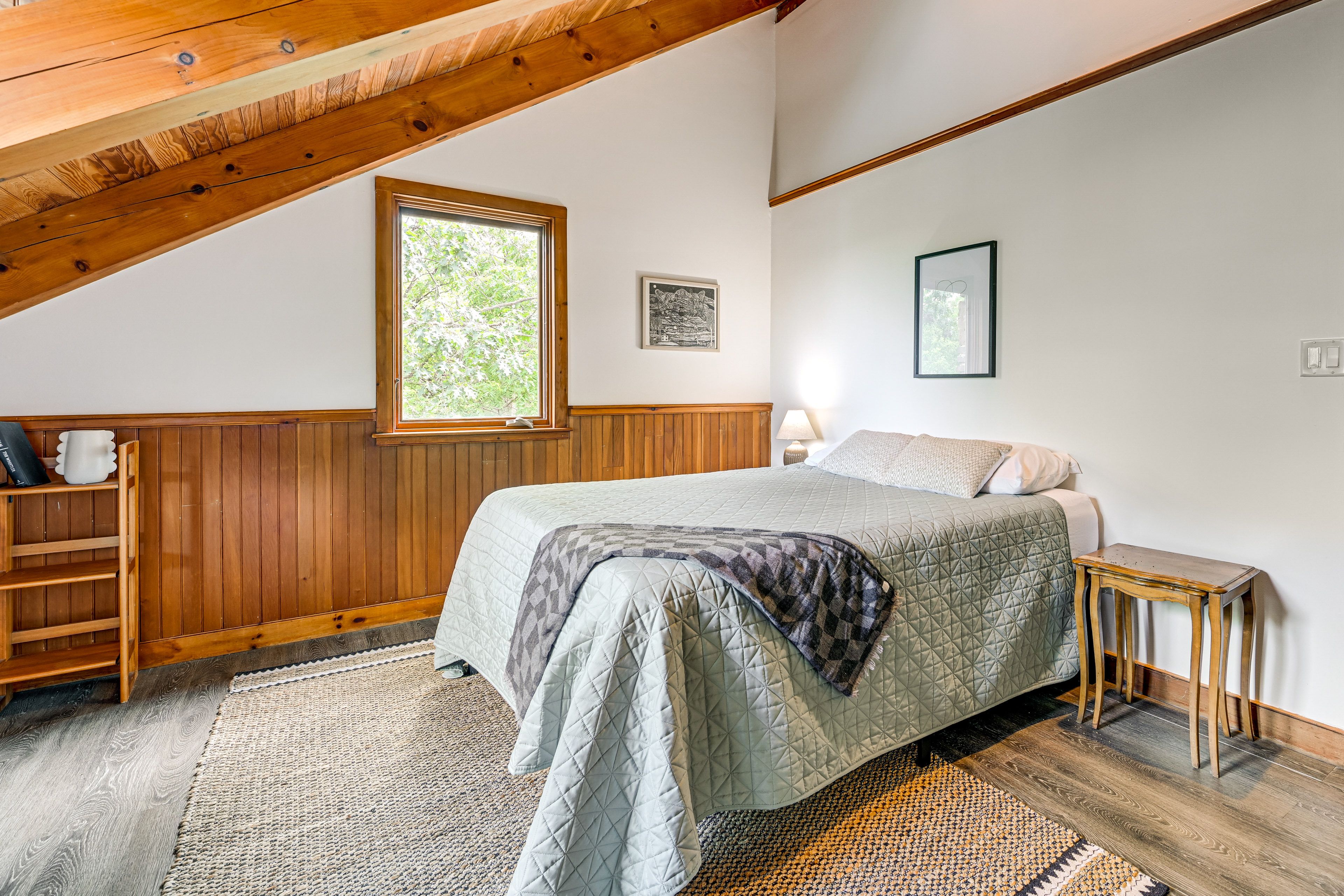 Bedroom 3 | Queen Bed | Upper Level