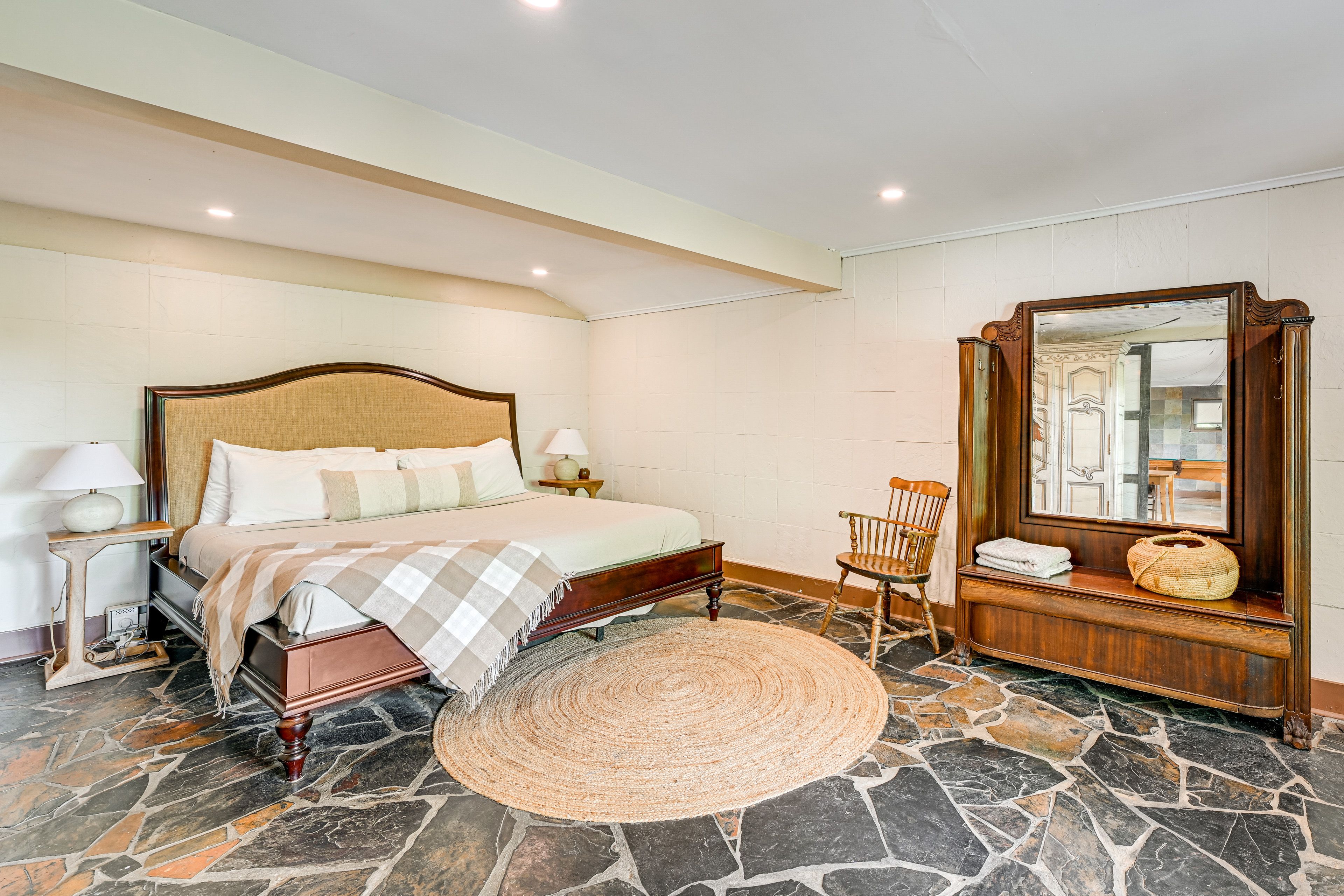 Bedroom 4 | King Bed | Lower Level