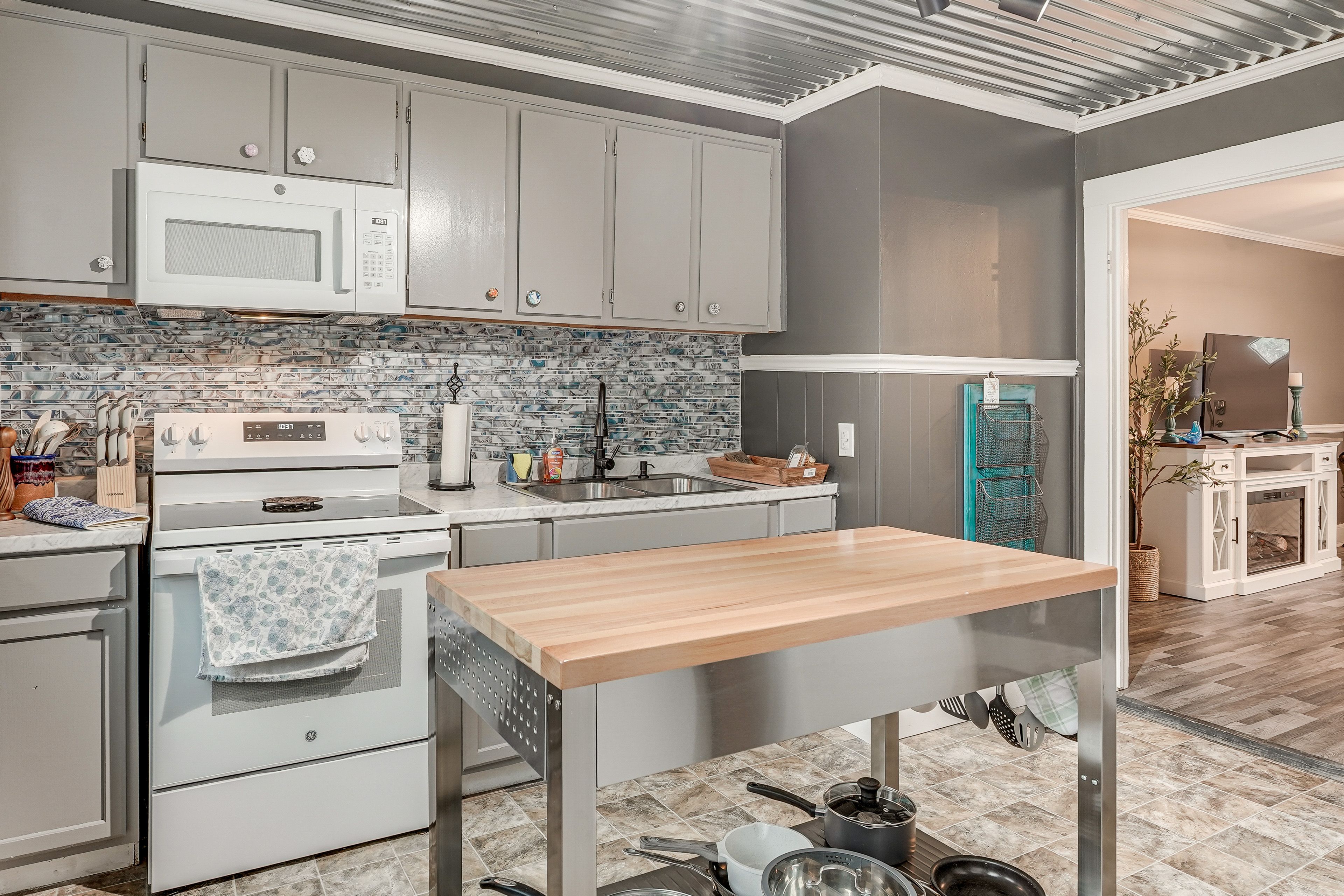 Kitchen | Washer & Dryer