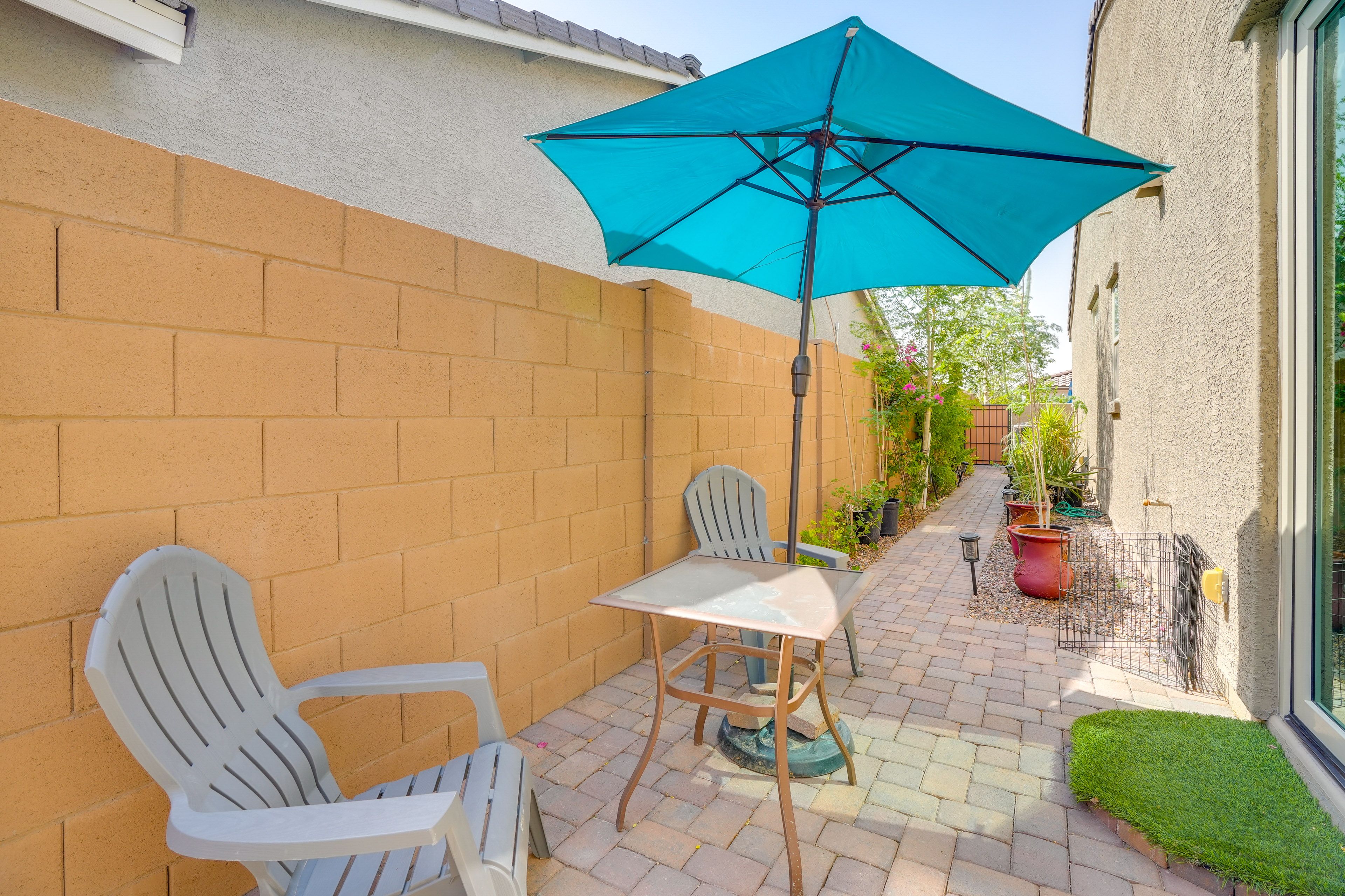 Private Patio | Single-Story Apartment | Shared Pool Access