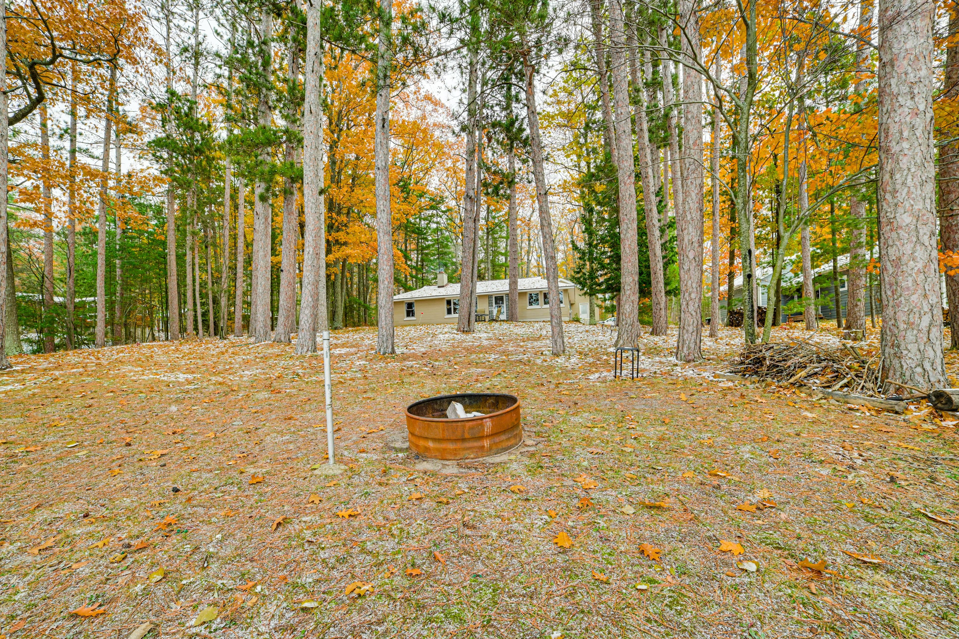 House Exterior | Wood-Burning Fire Pit