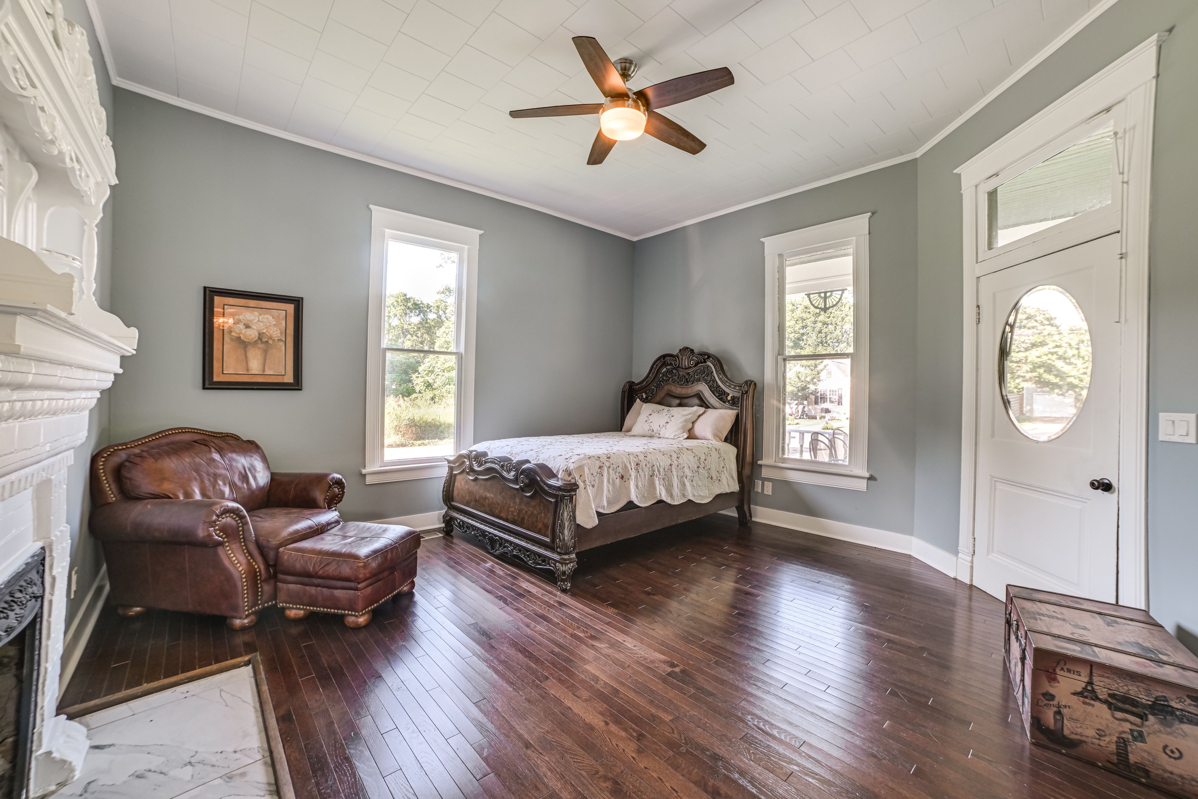 Bedroom 2 | 1st Floor | Queen Bed