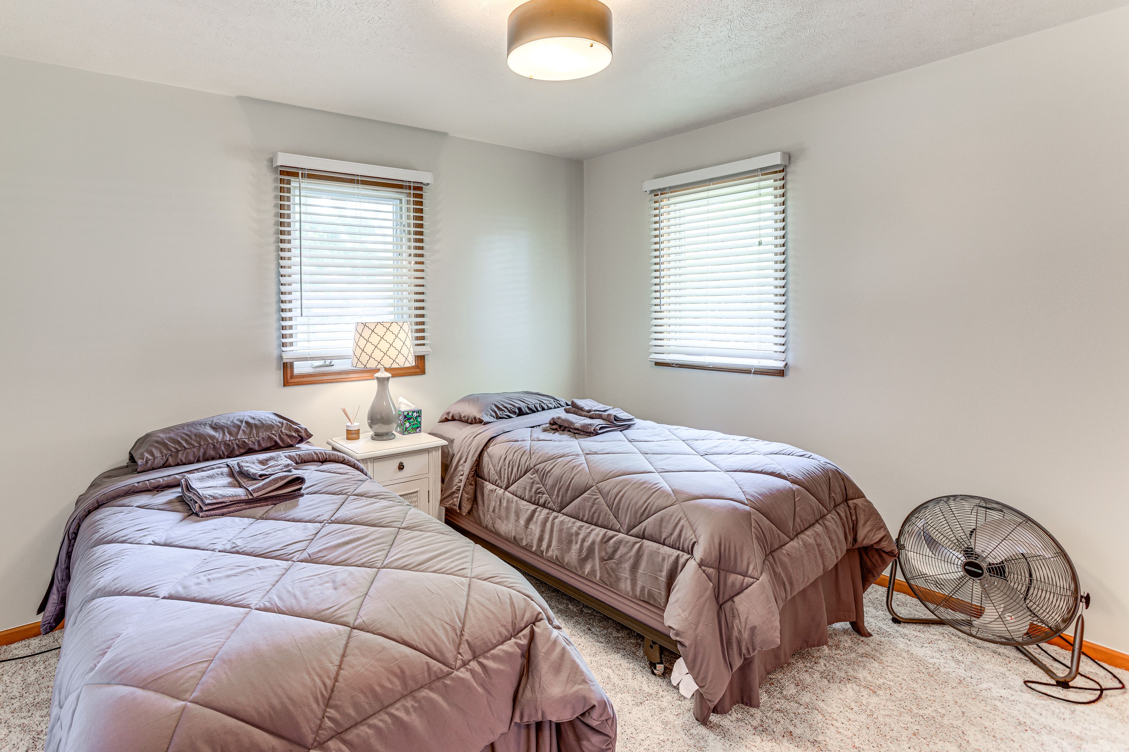 Bedroom 2 | 2 Twin Beds | 1st Floor