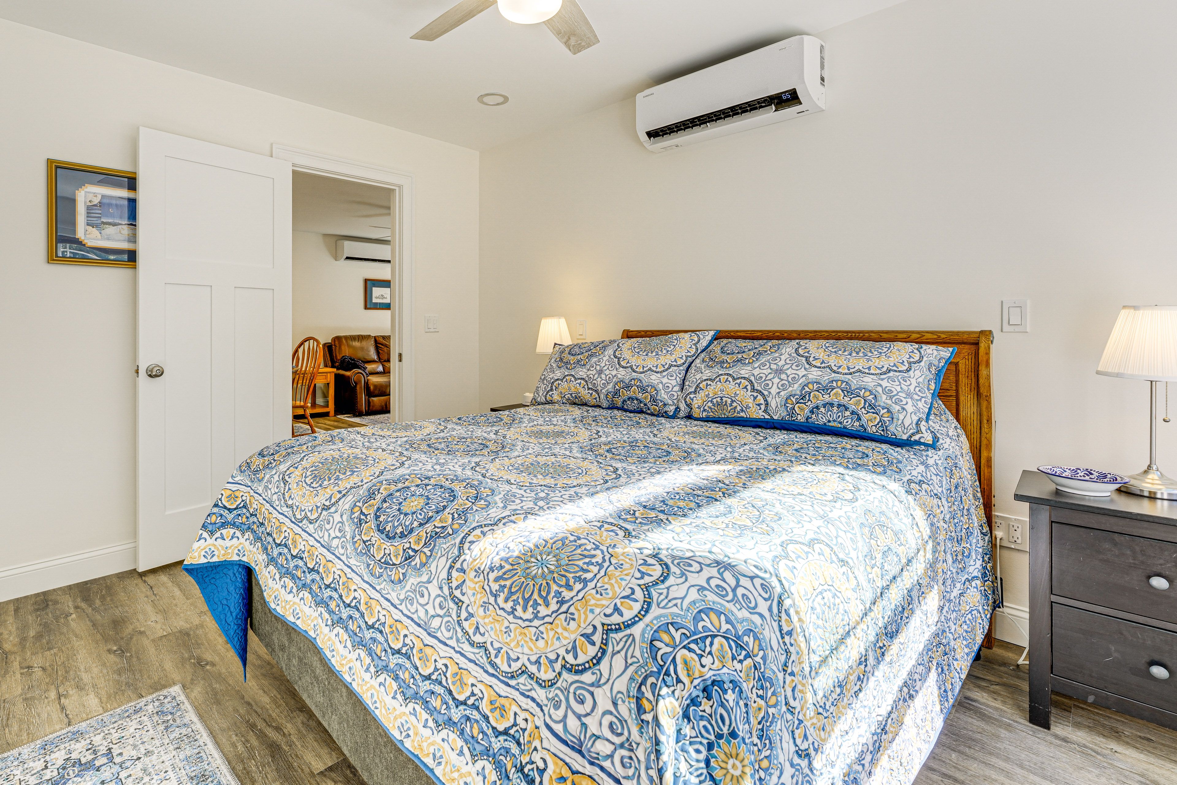 Bedroom 1 | Queen Bed | 2nd Floor