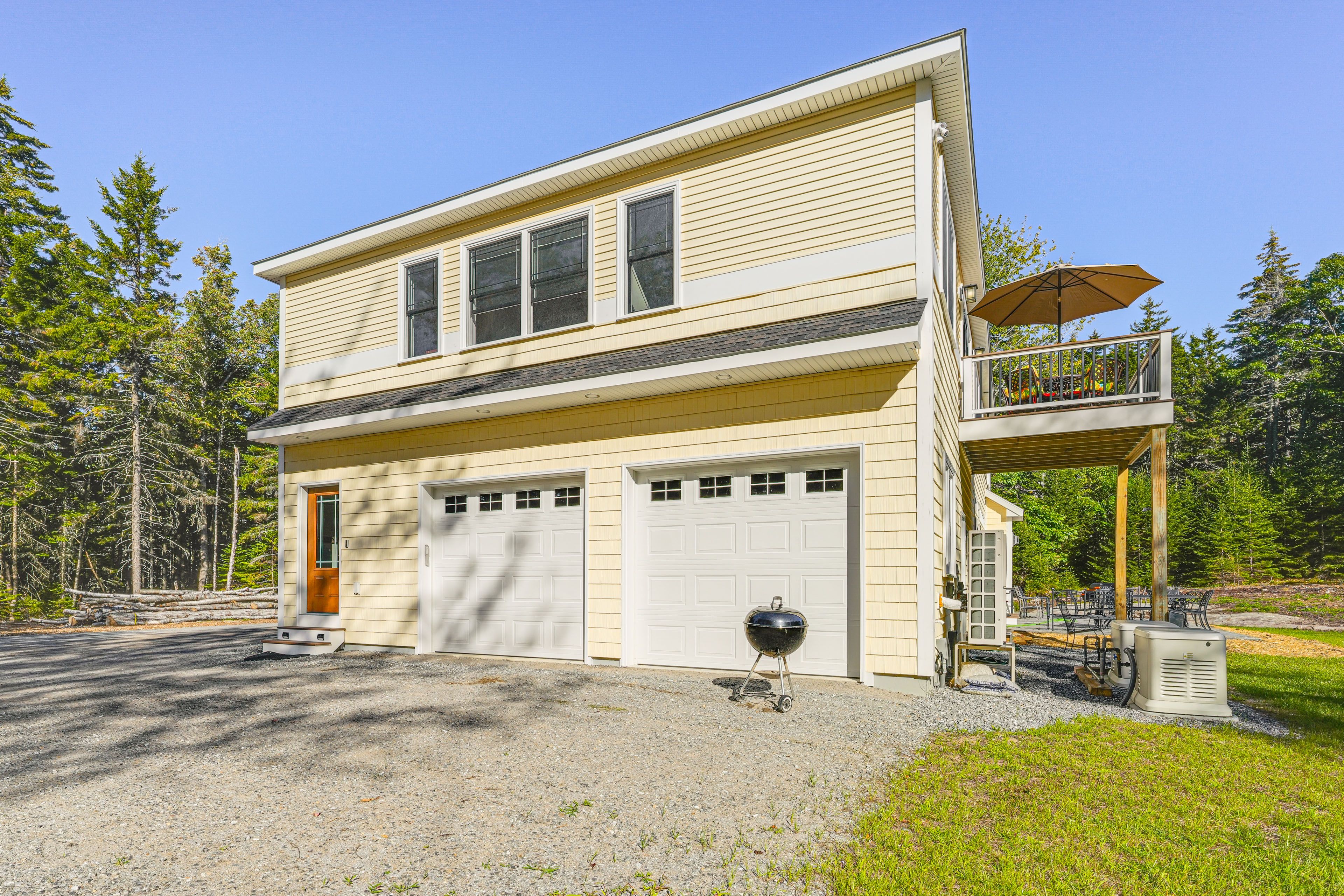 Parking | Shared Driveway (2 Vehicles)