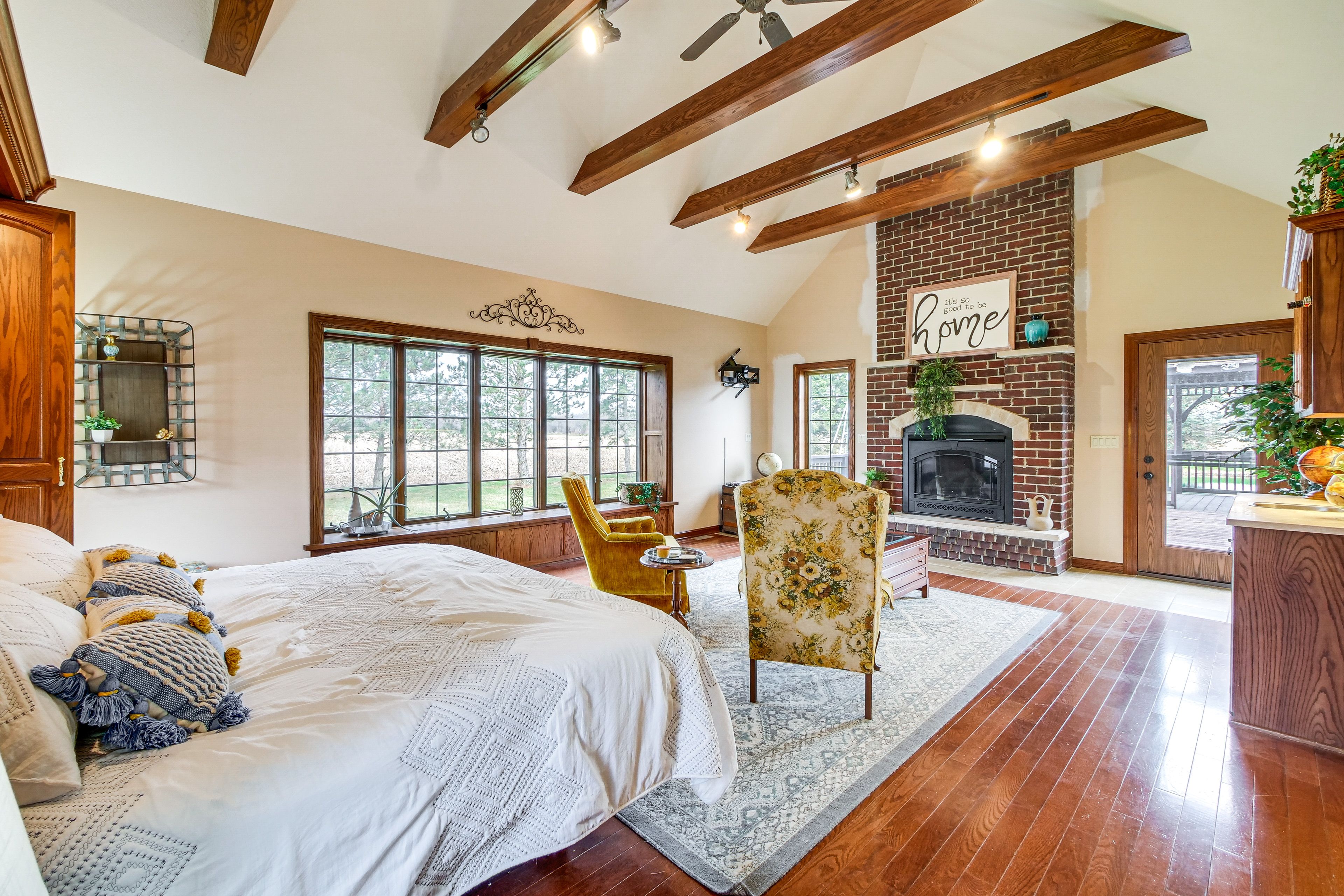 Bedroom 1 | 1st Floor | King Bed