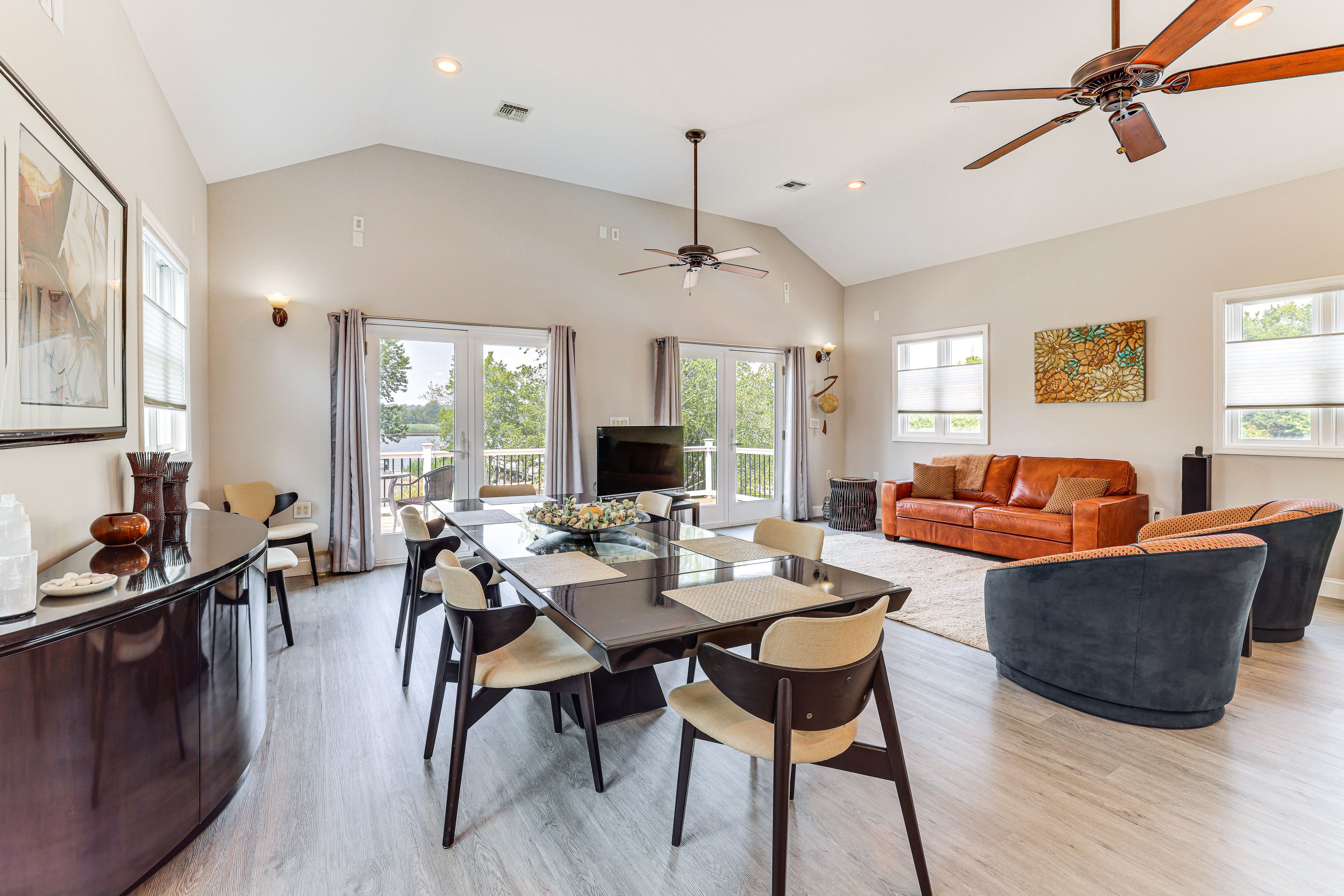 Main Dining Area | 2nd Floor