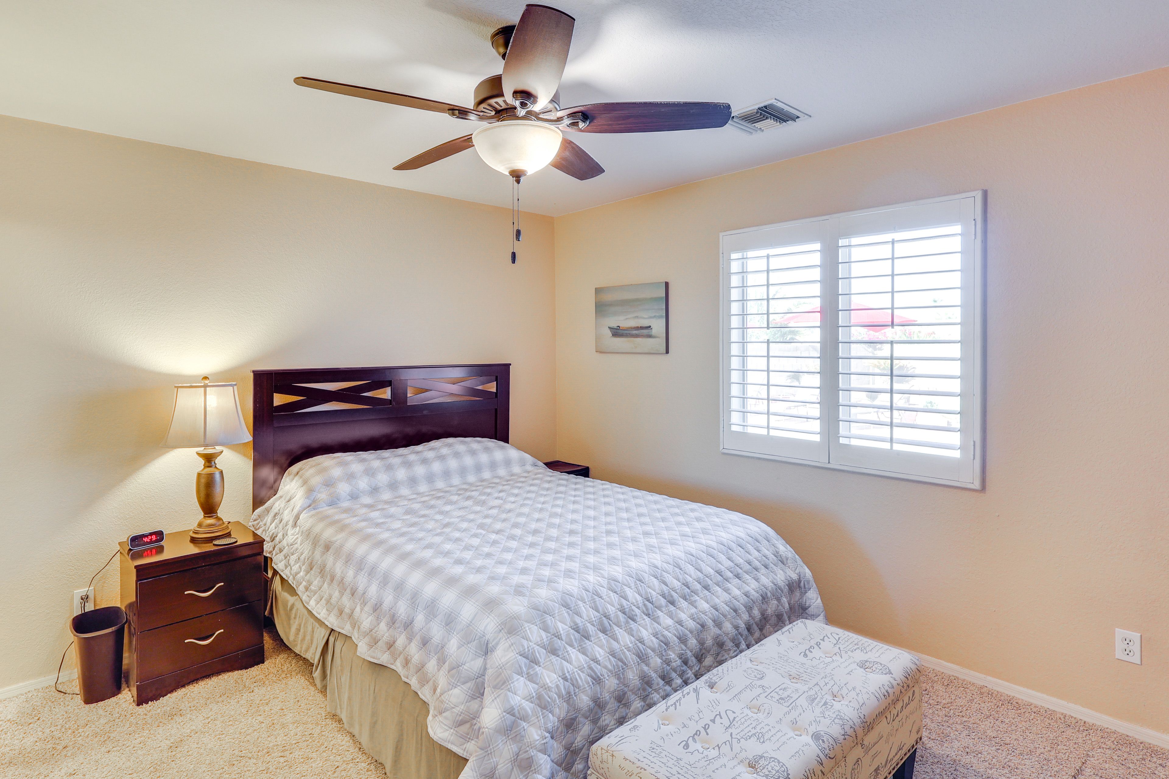 Bedroom 2 | Queen Bed