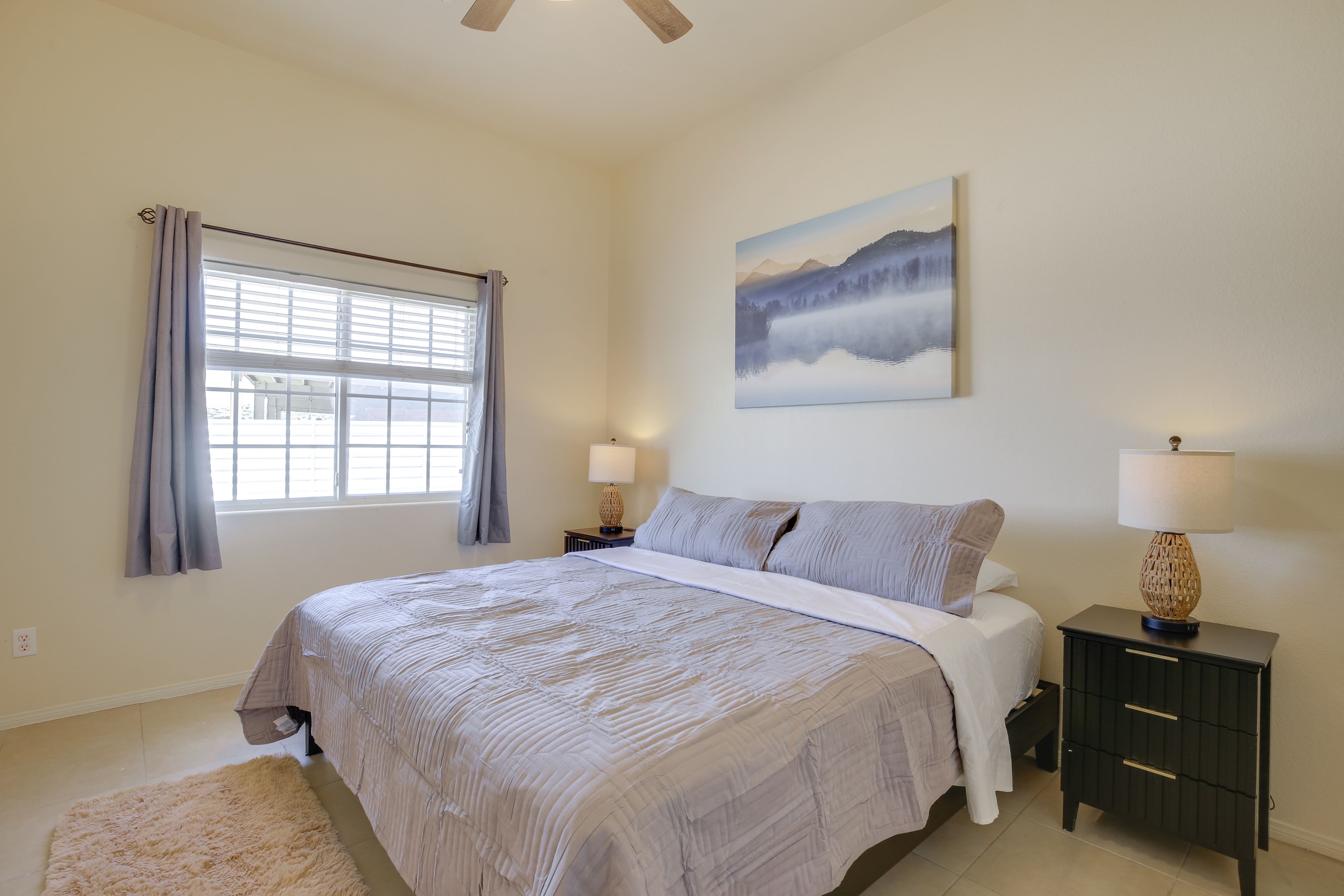 Bedroom 2 | King Bed | Smart TV