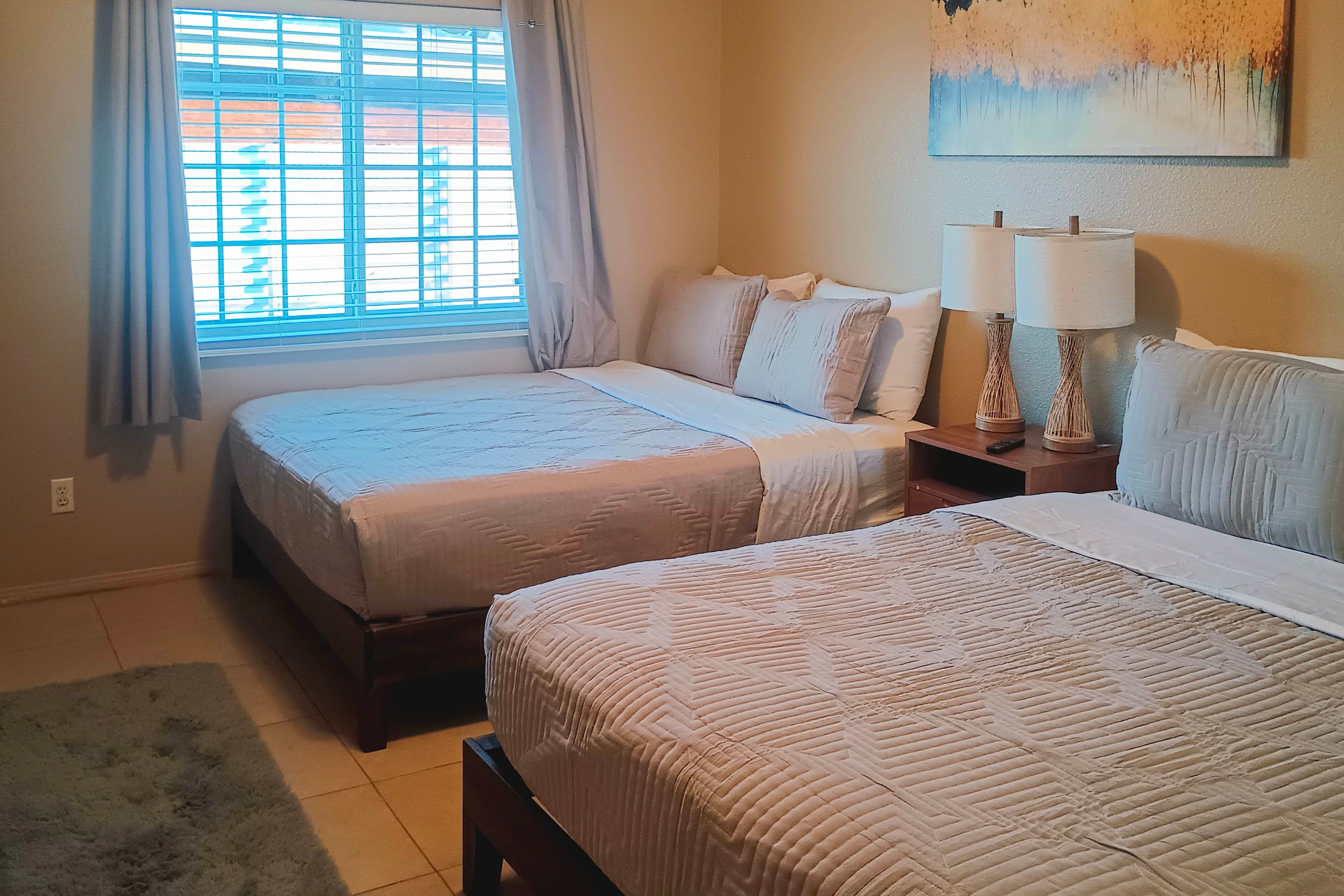 Bedroom 3 | 2 Queen Beds