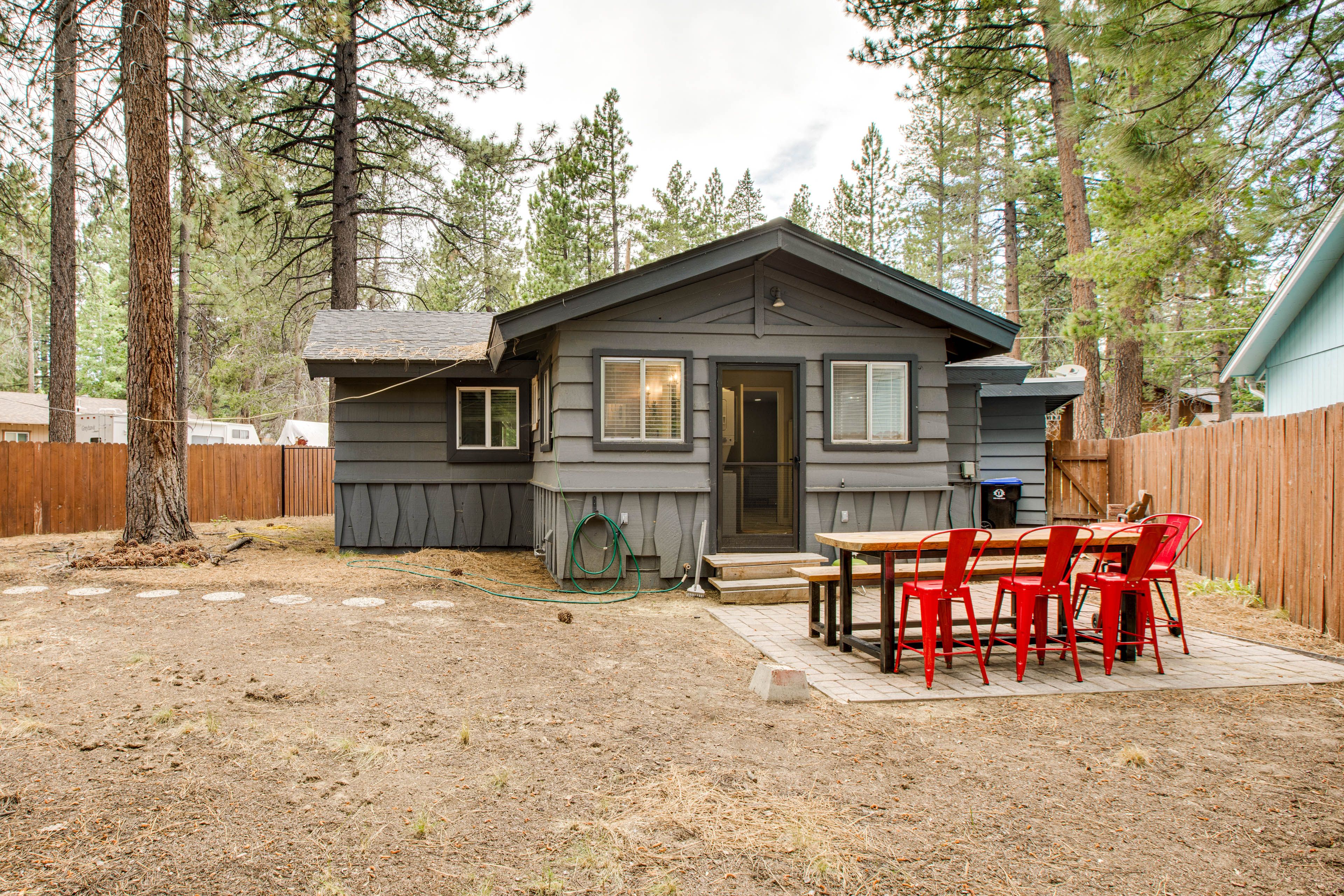 South Lake Tahoe Vacation Rental | 2BR | 1.5BA | 900 Sq Ft | 3 Steps to Enter