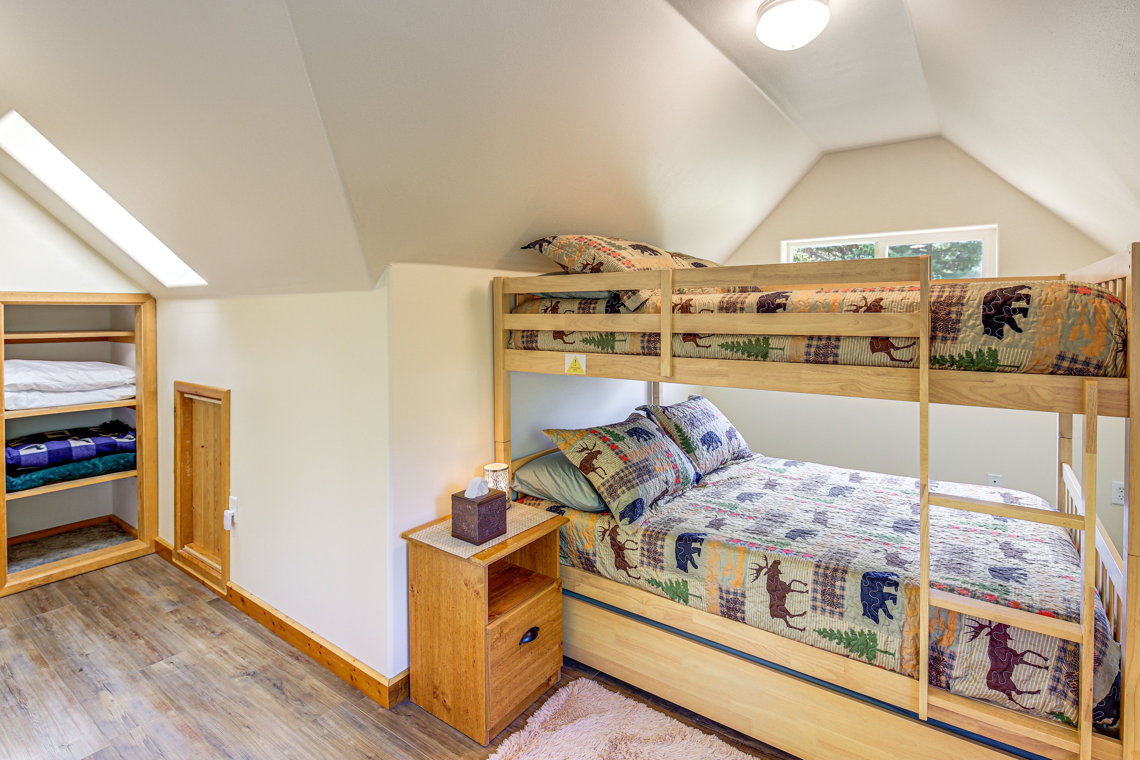 Bedroom 3 | Full Bunk Bed | 2nd Floor