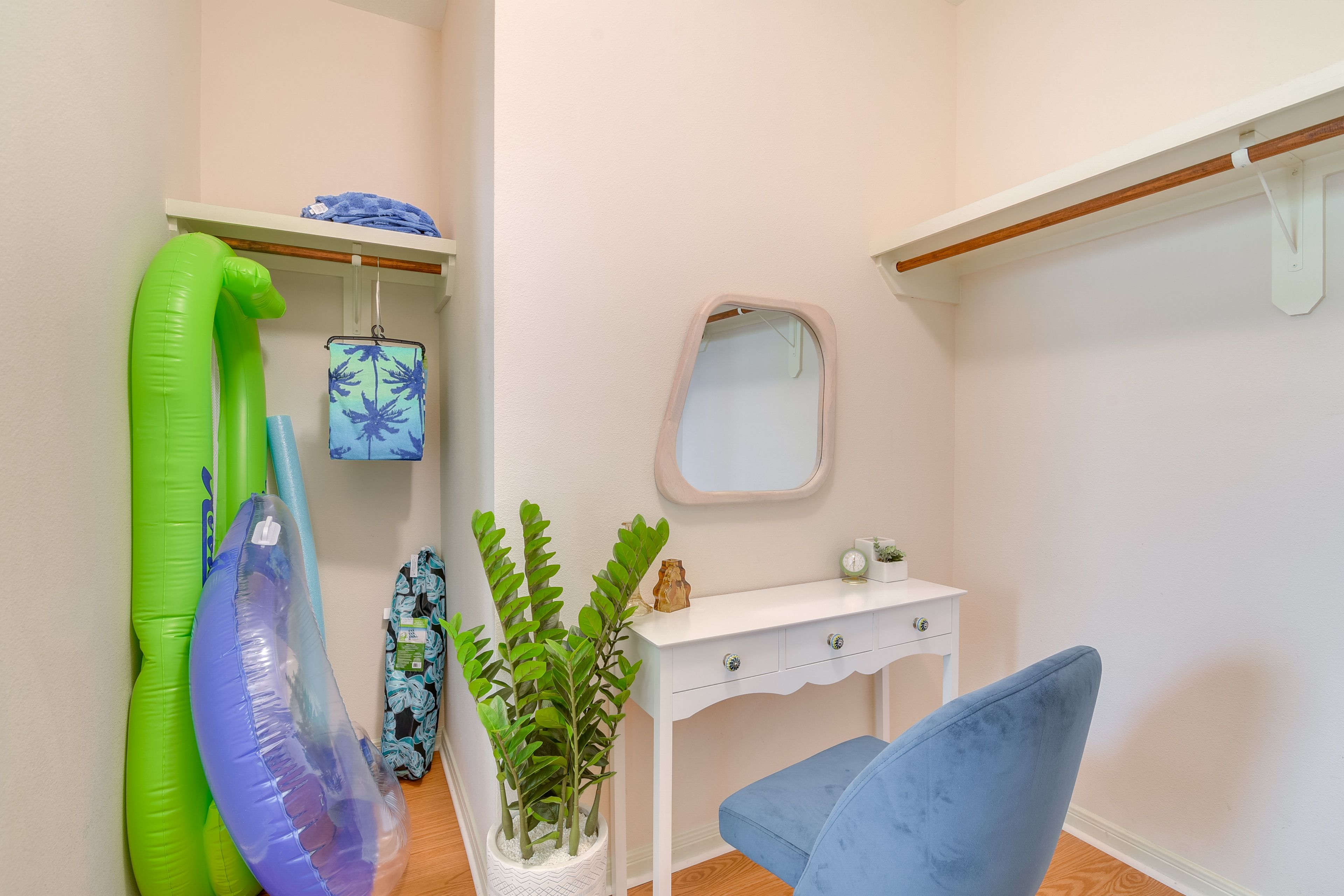Walk-In Closet | Pool Toys