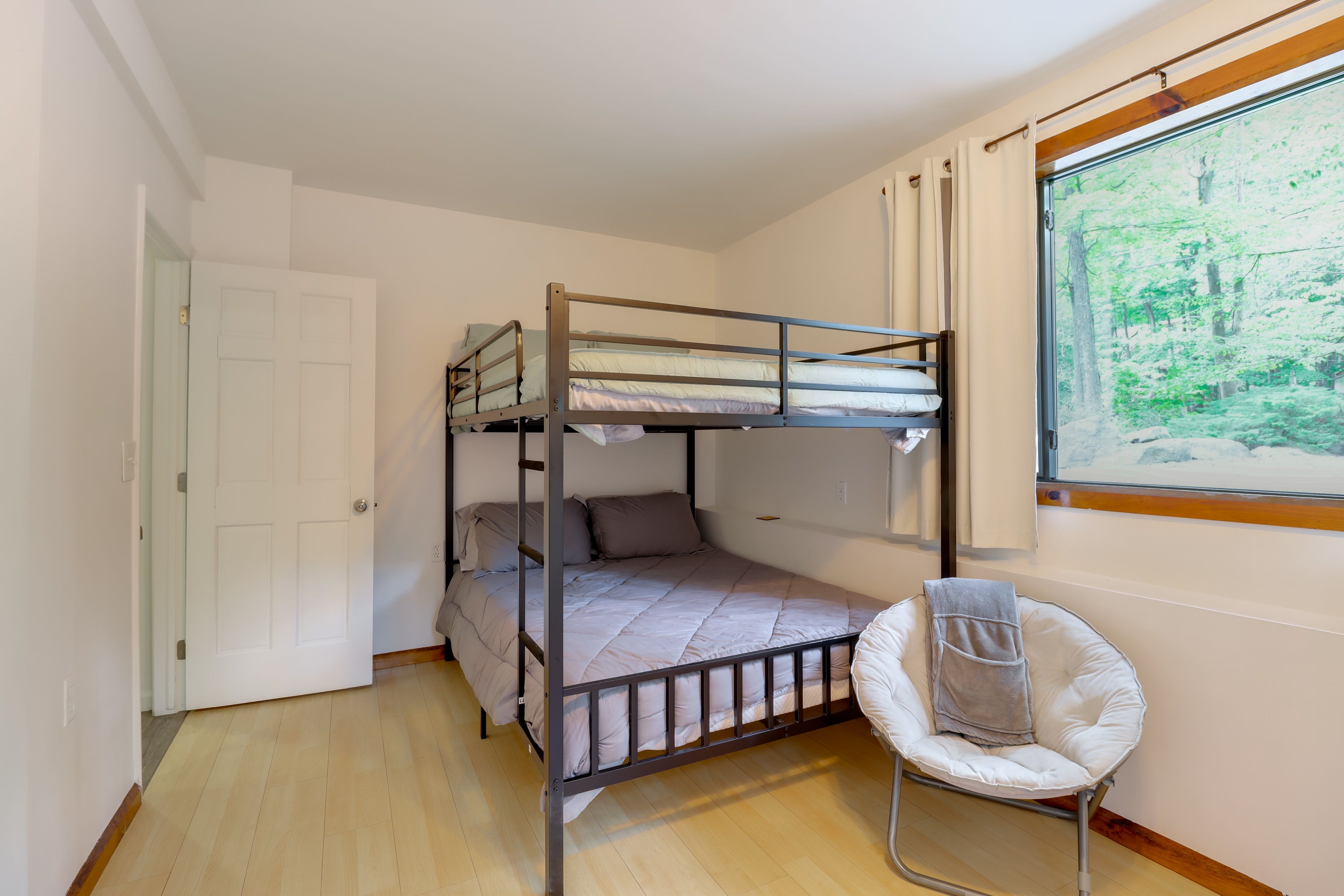 Bedroom 5 | Queen Bunk Bed | Lower Level