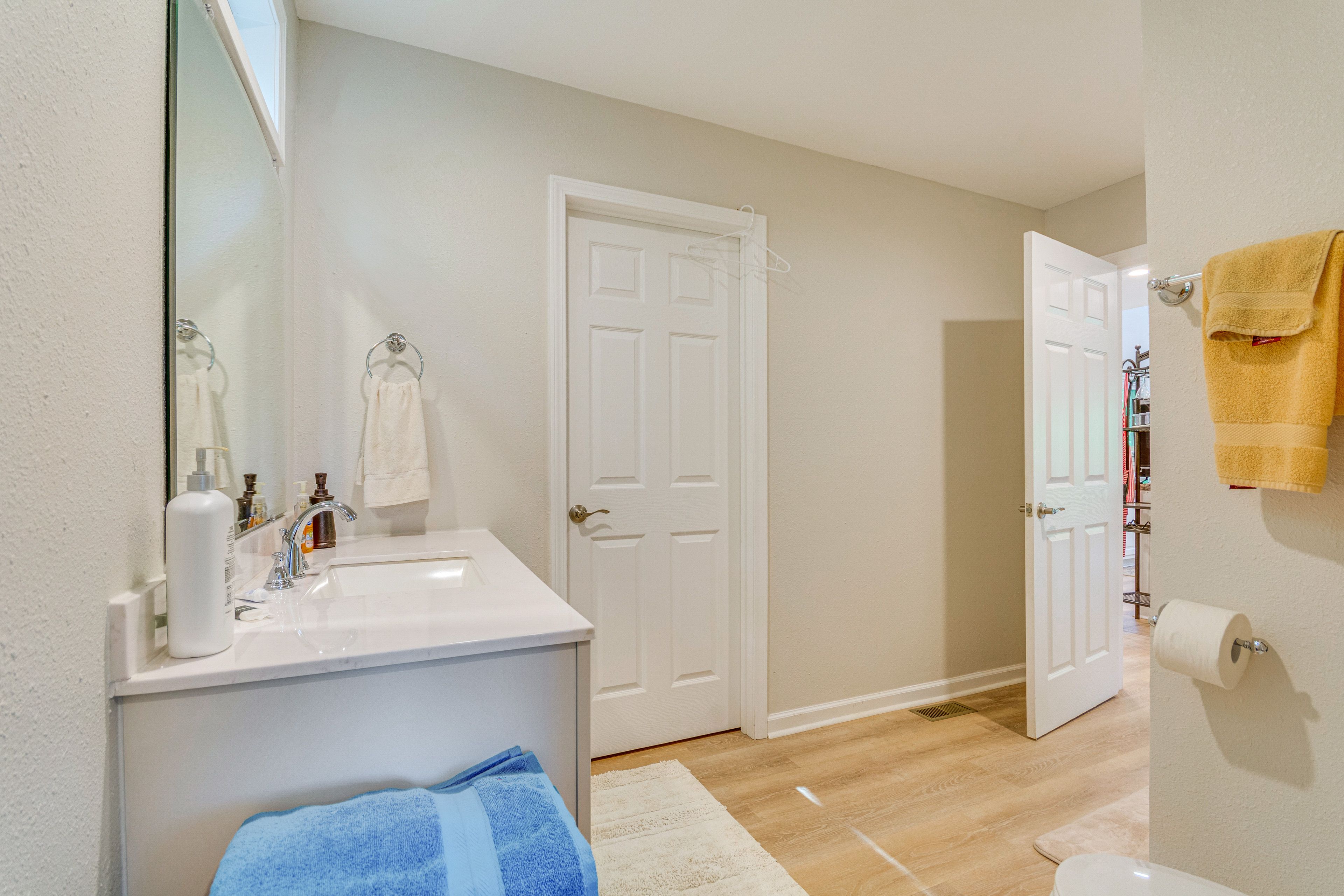 En-Suite Bathroom | 1st Floor