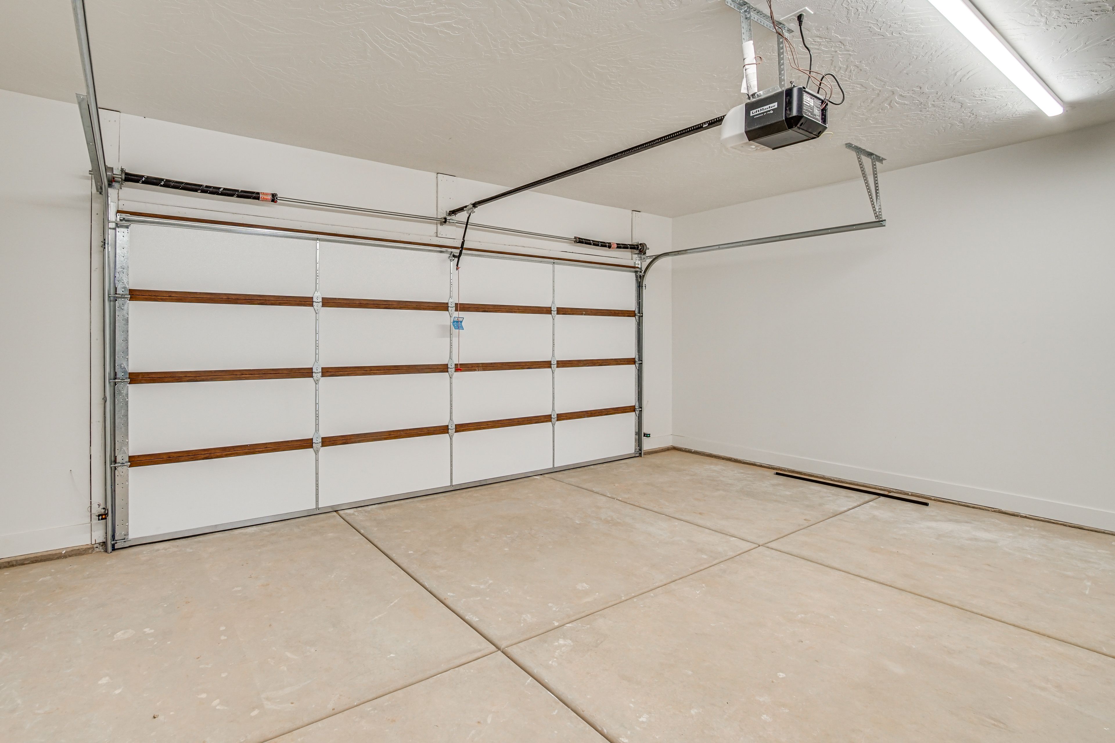 Garage | Parking (2 Vehicles)