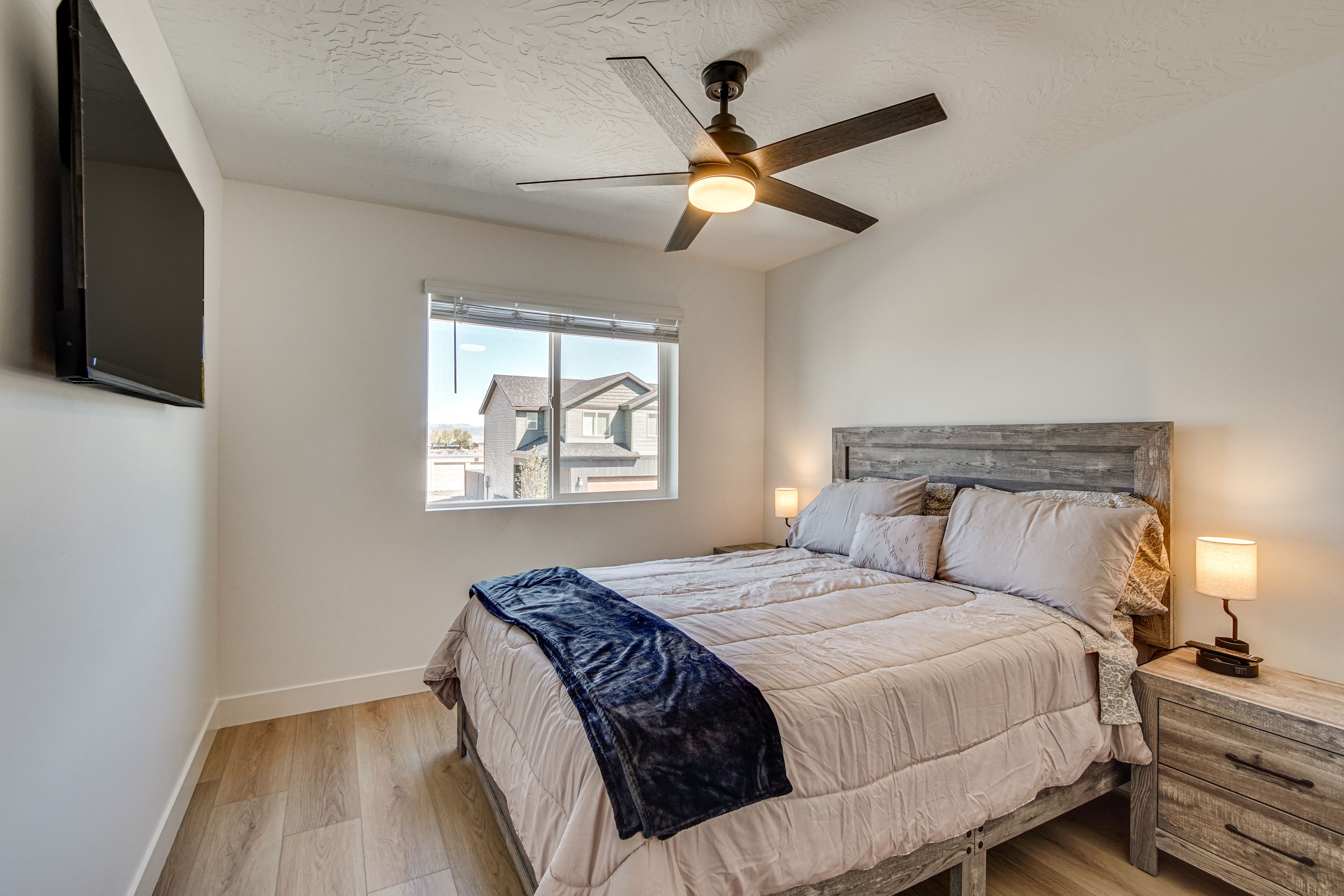 Bedroom 3 | 2nd Floor | Queen Bed