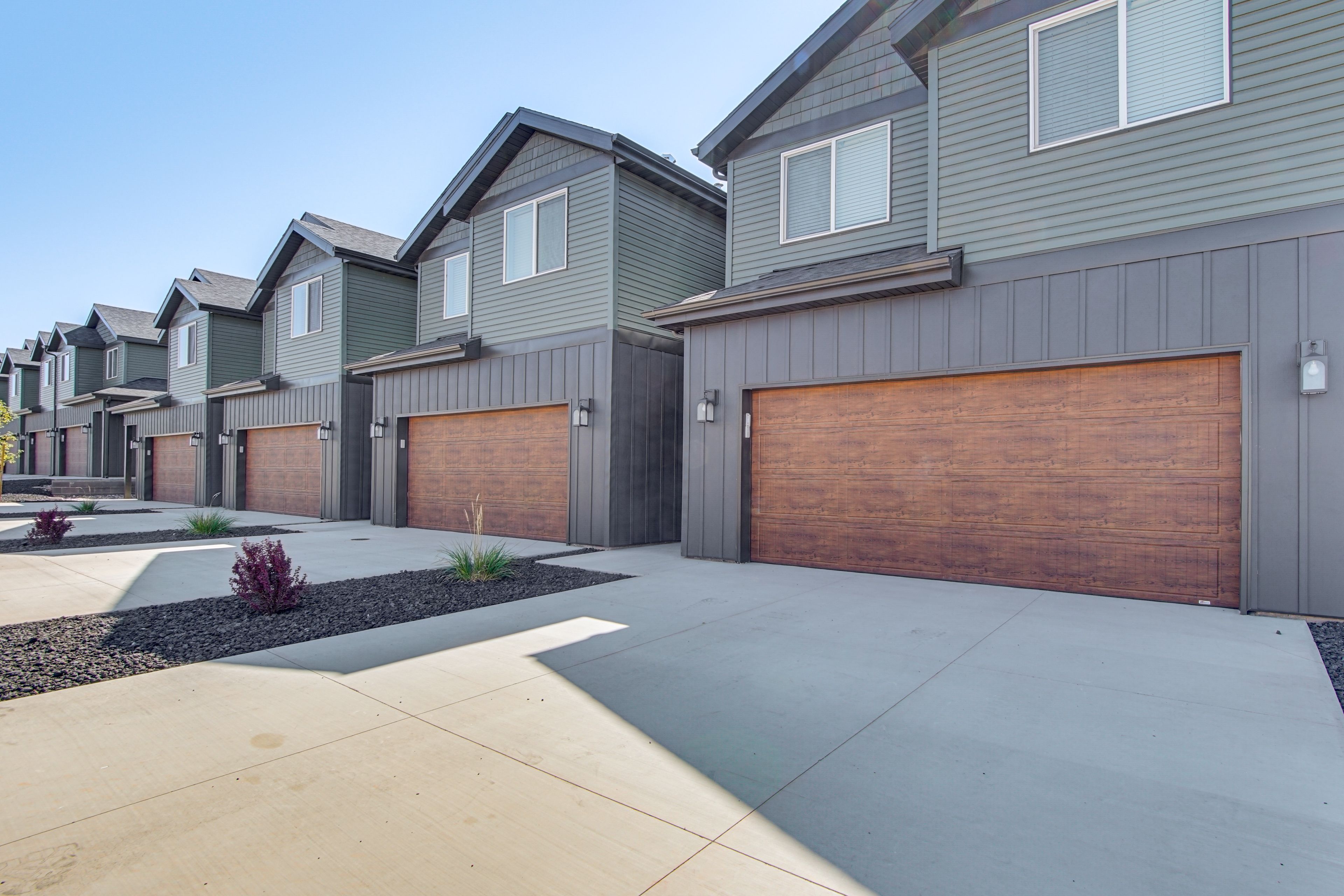 Property Exterior | Driveway Parking (2 Vehicles)